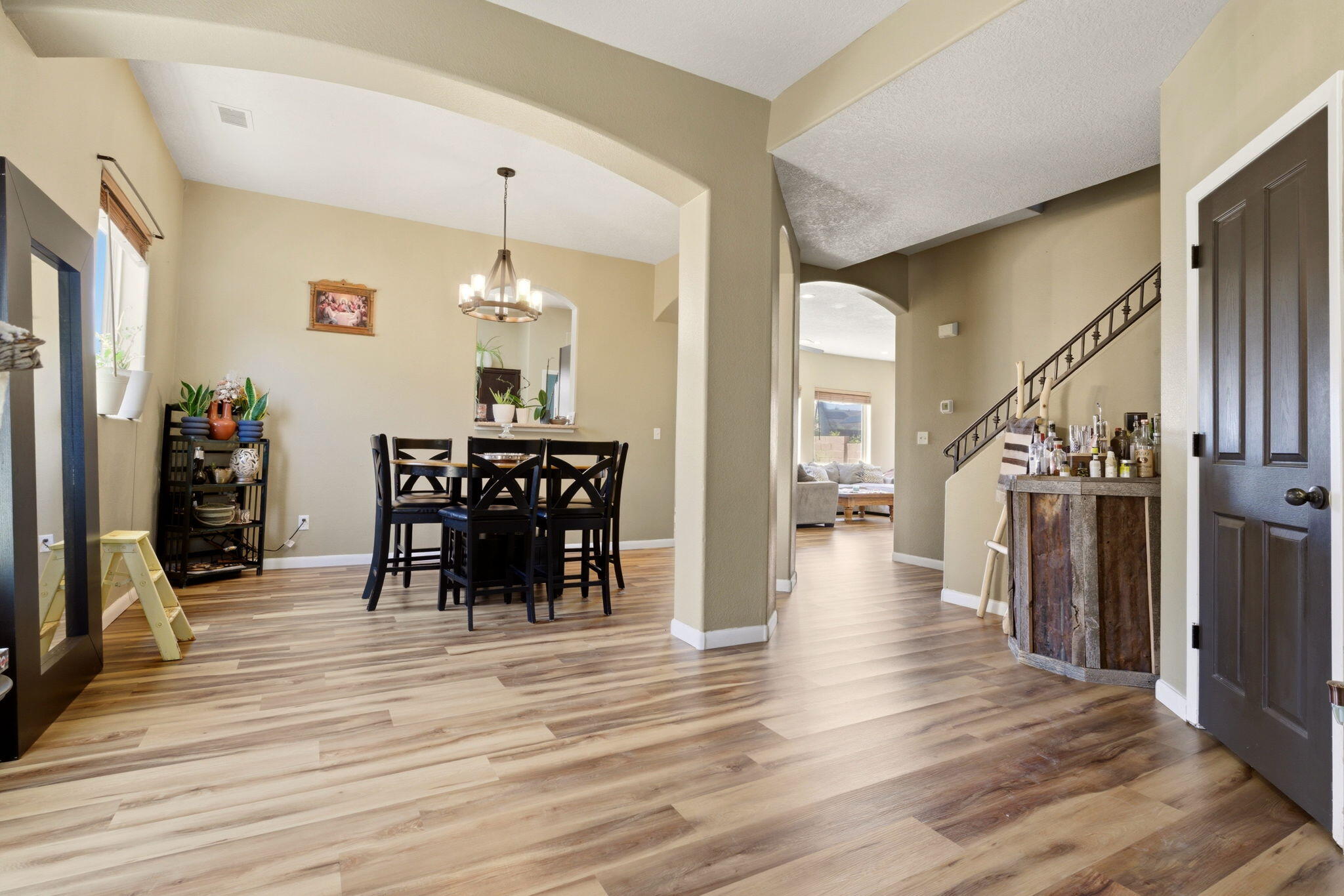 1460 Reynosa Loop SE