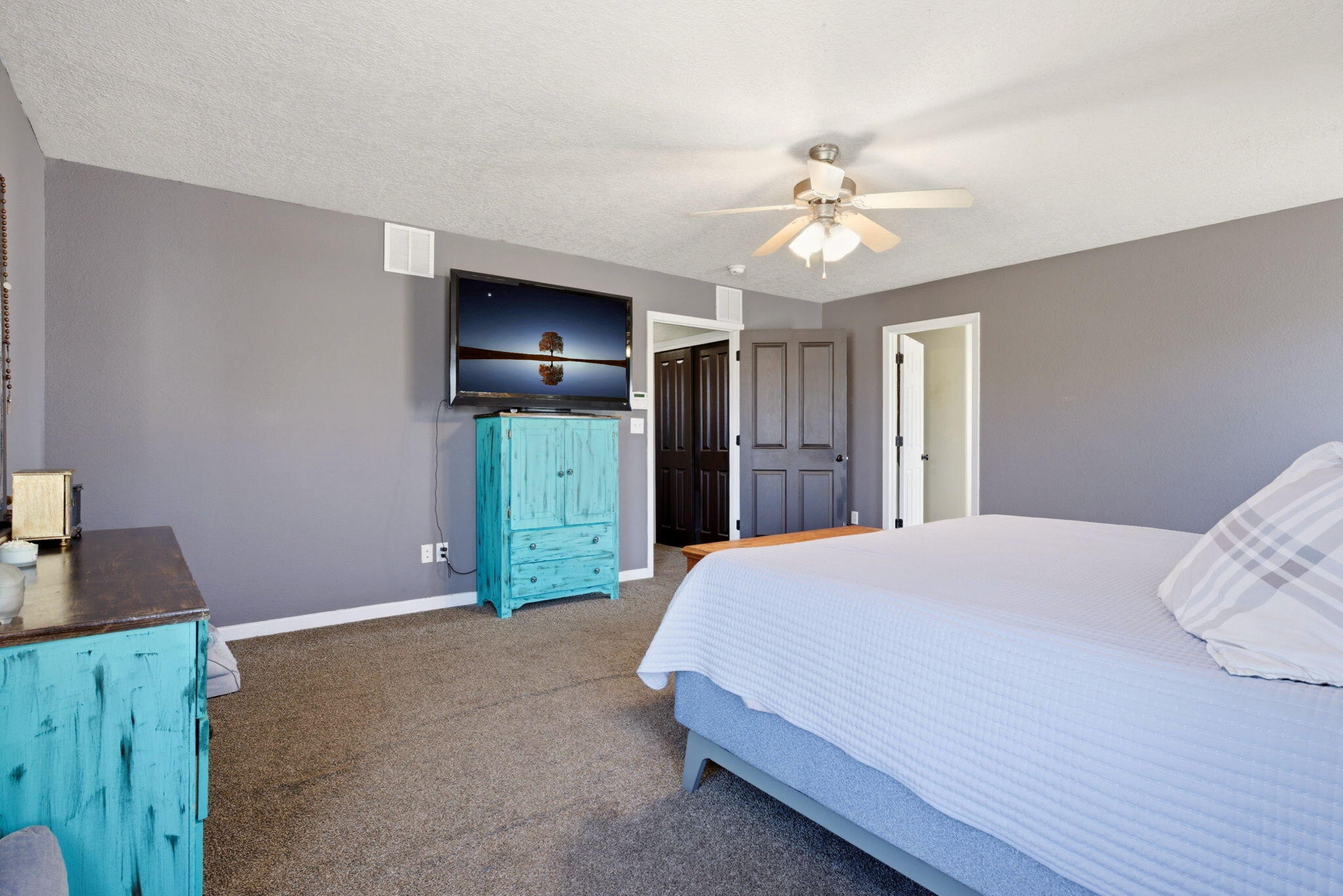 1460 Reynosa Loop SE