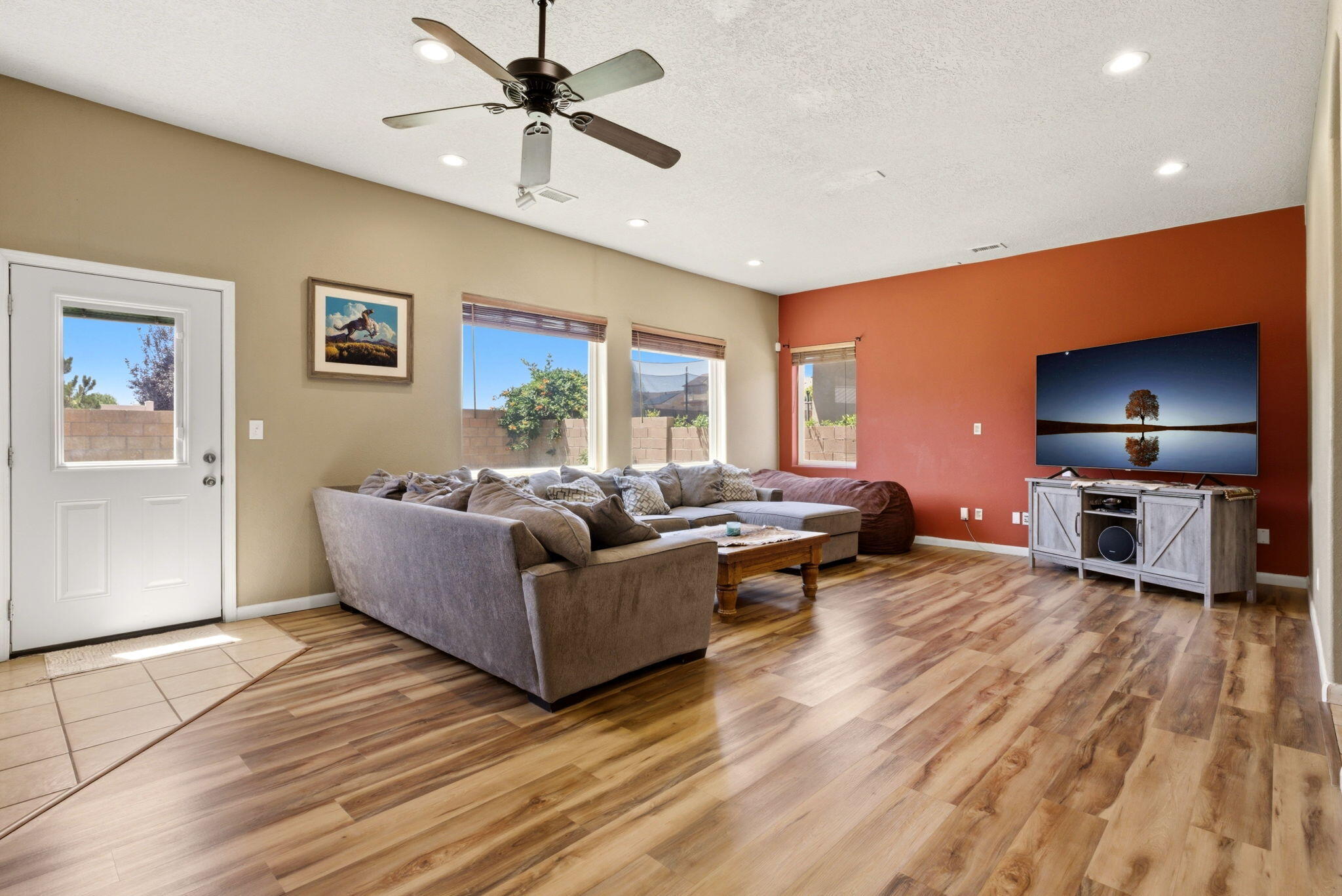 1460 Reynosa Loop SE