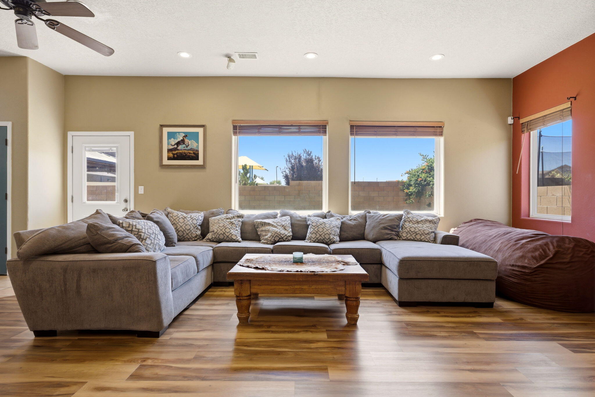 1460 Reynosa Loop SE