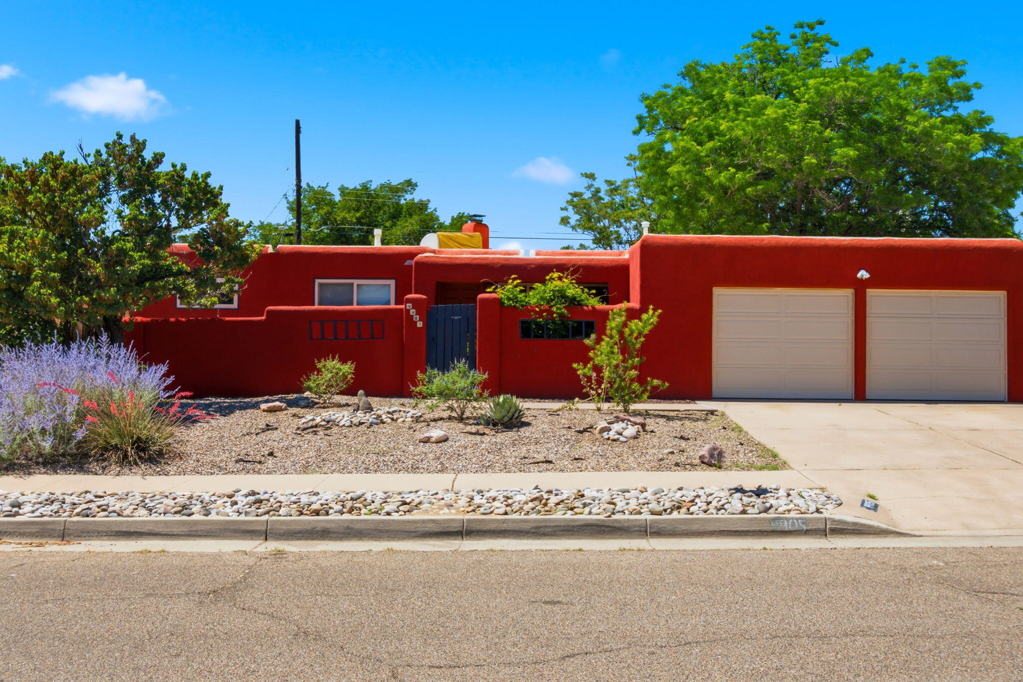 9905 Mesa Arriba Avenue NE
