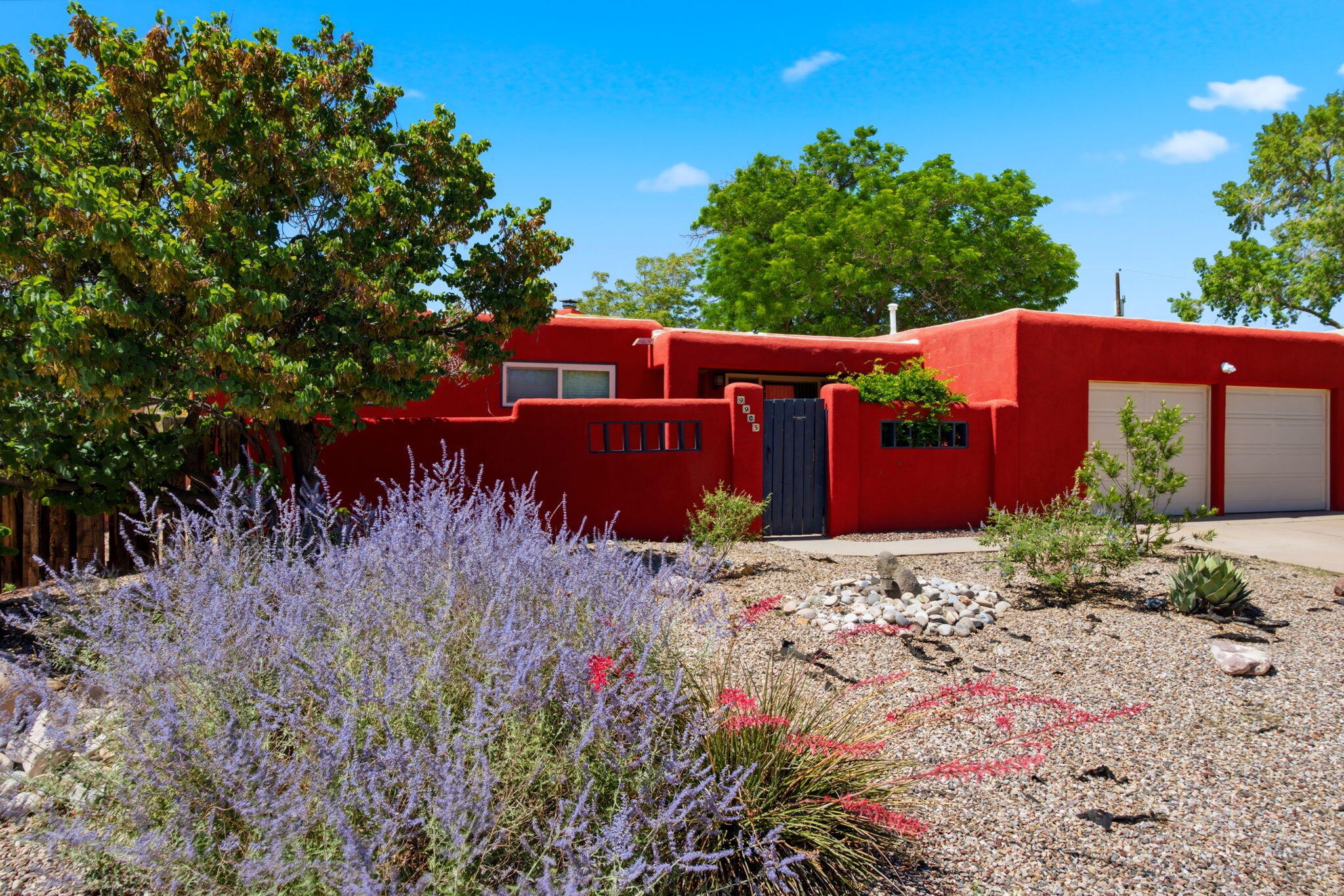 9905 Mesa Arriba Avenue NE