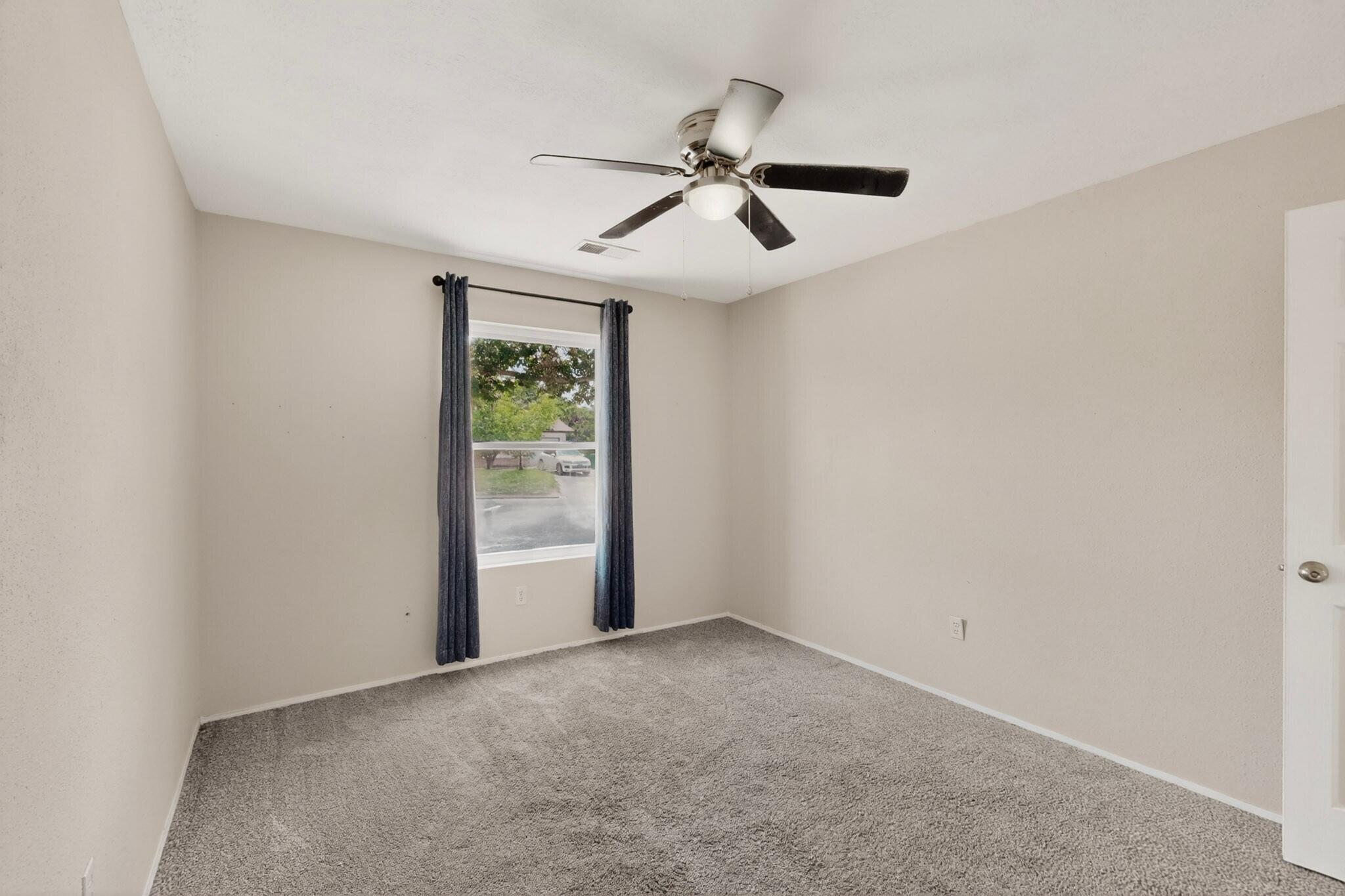 735 Stagecoach Road SE