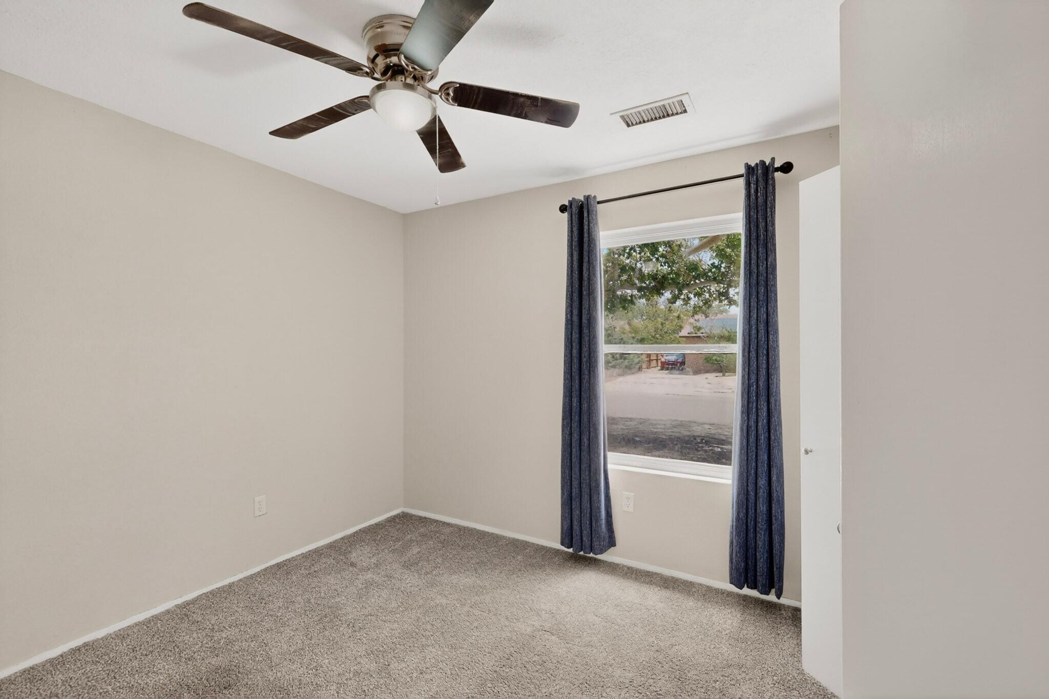 735 Stagecoach Road SE