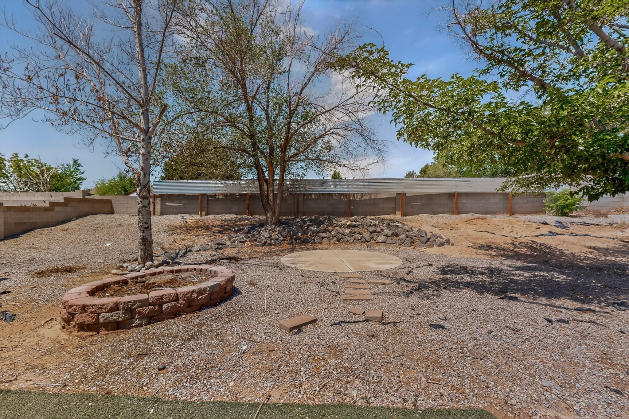 735 Stagecoach Road SE