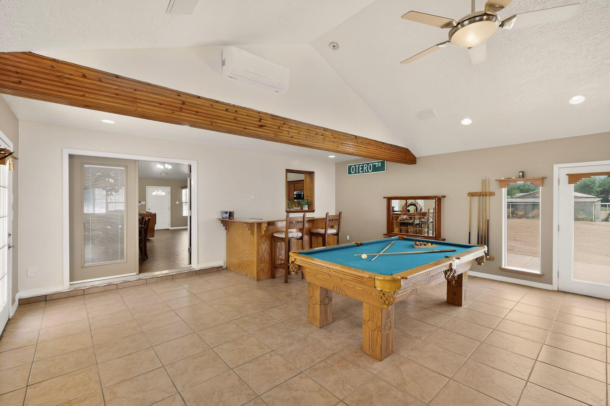 6 King Court