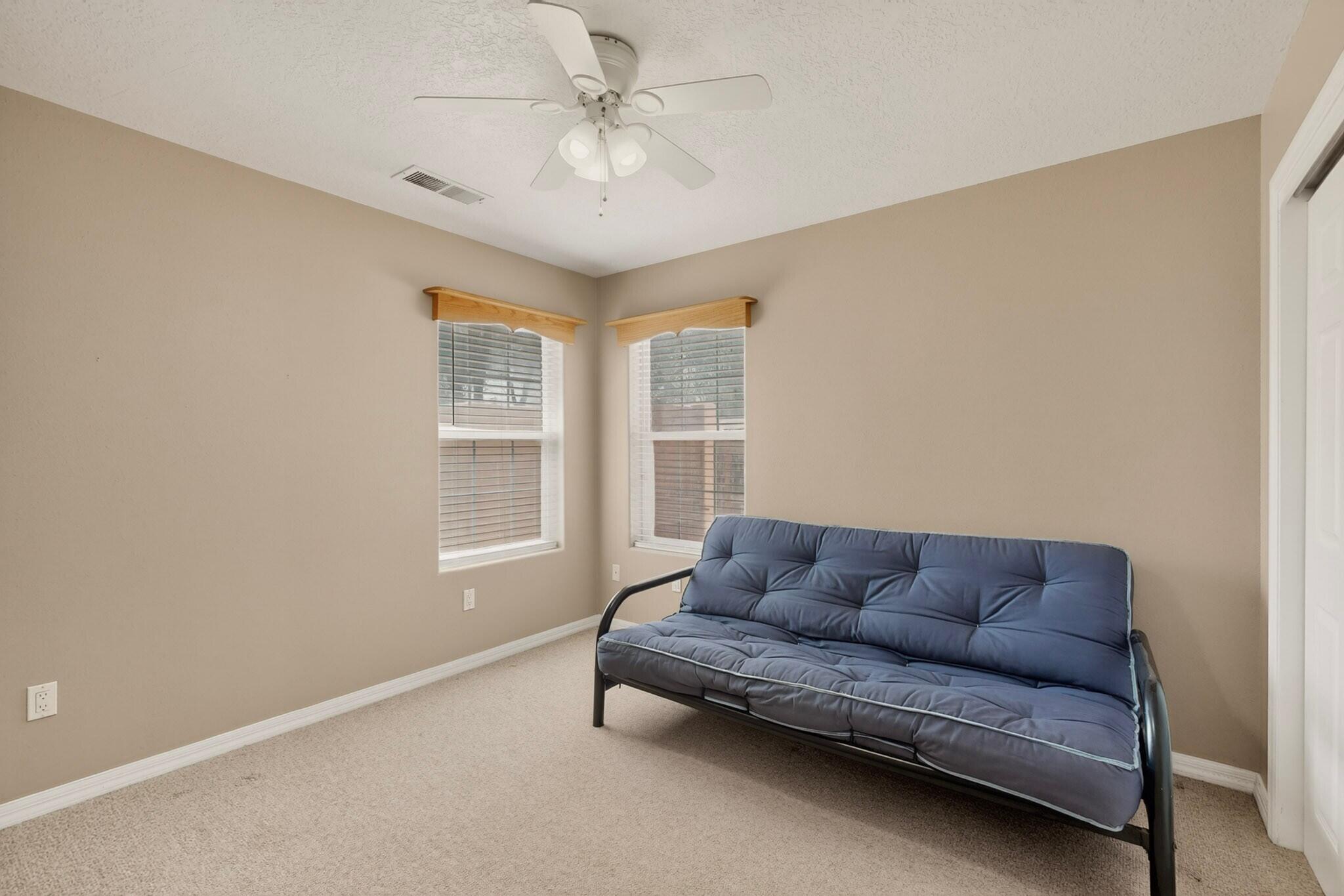 6 King Court