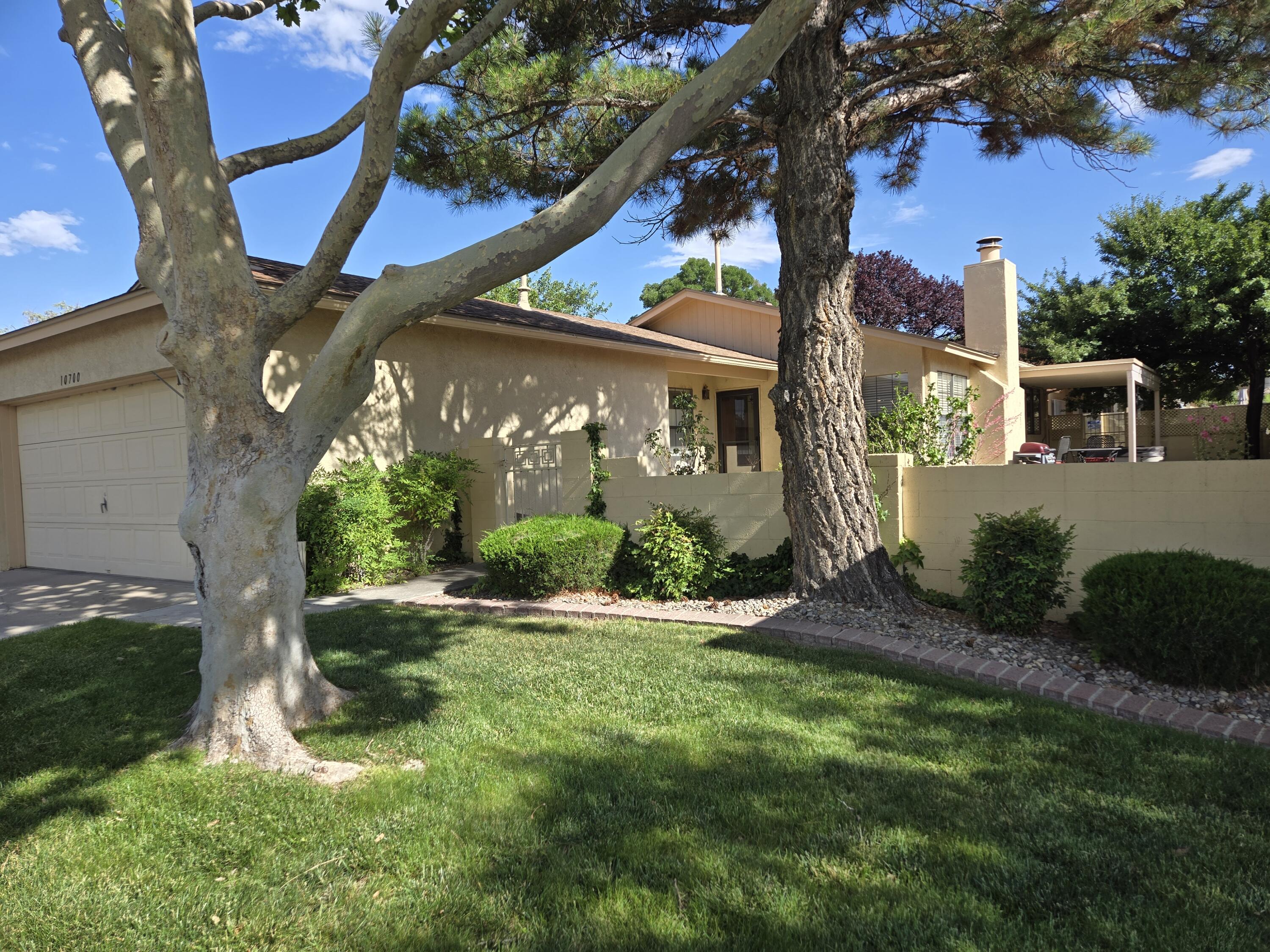 10700 Griffith Park Drive NE