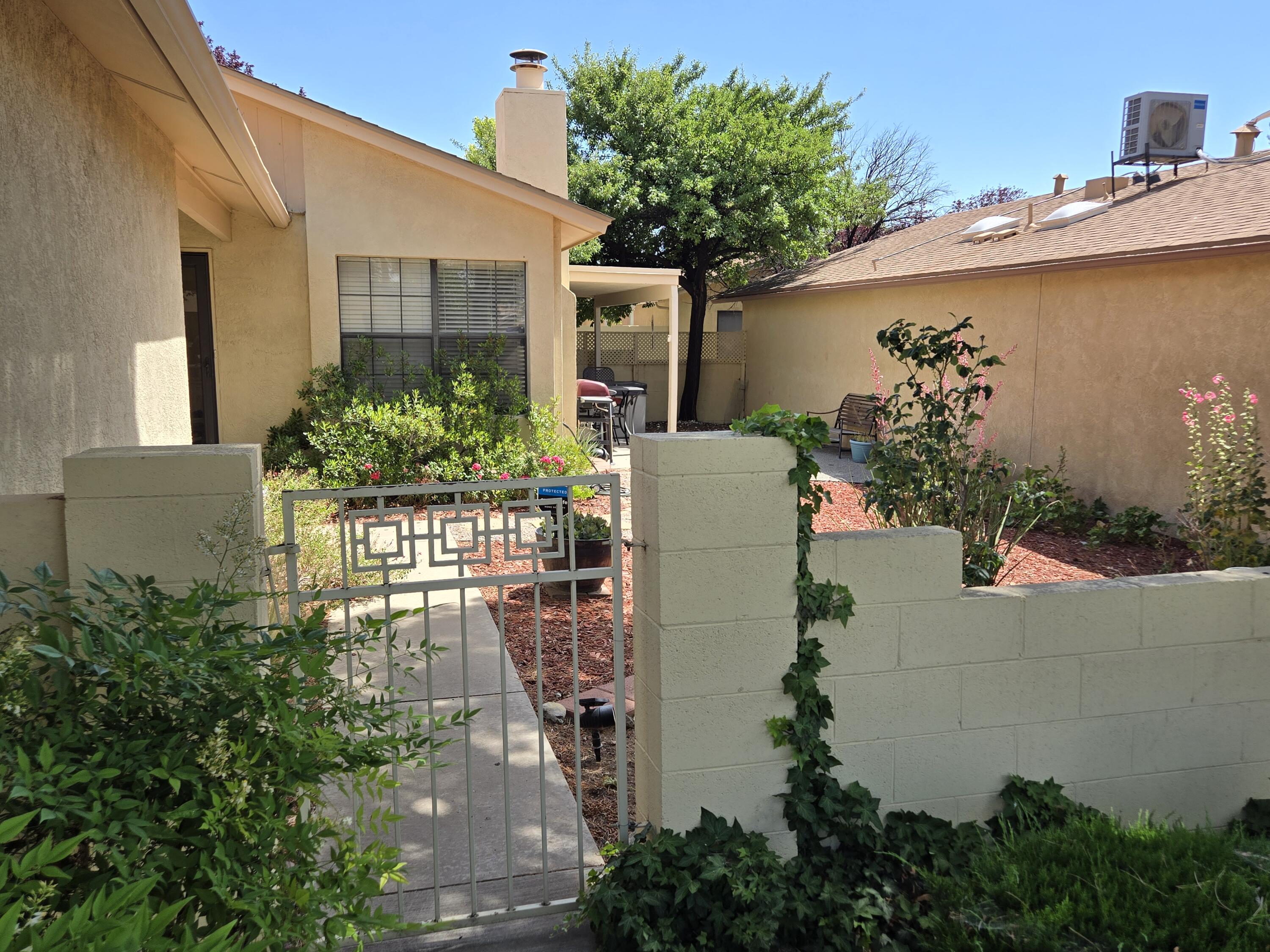 10700 Griffith Park Drive NE