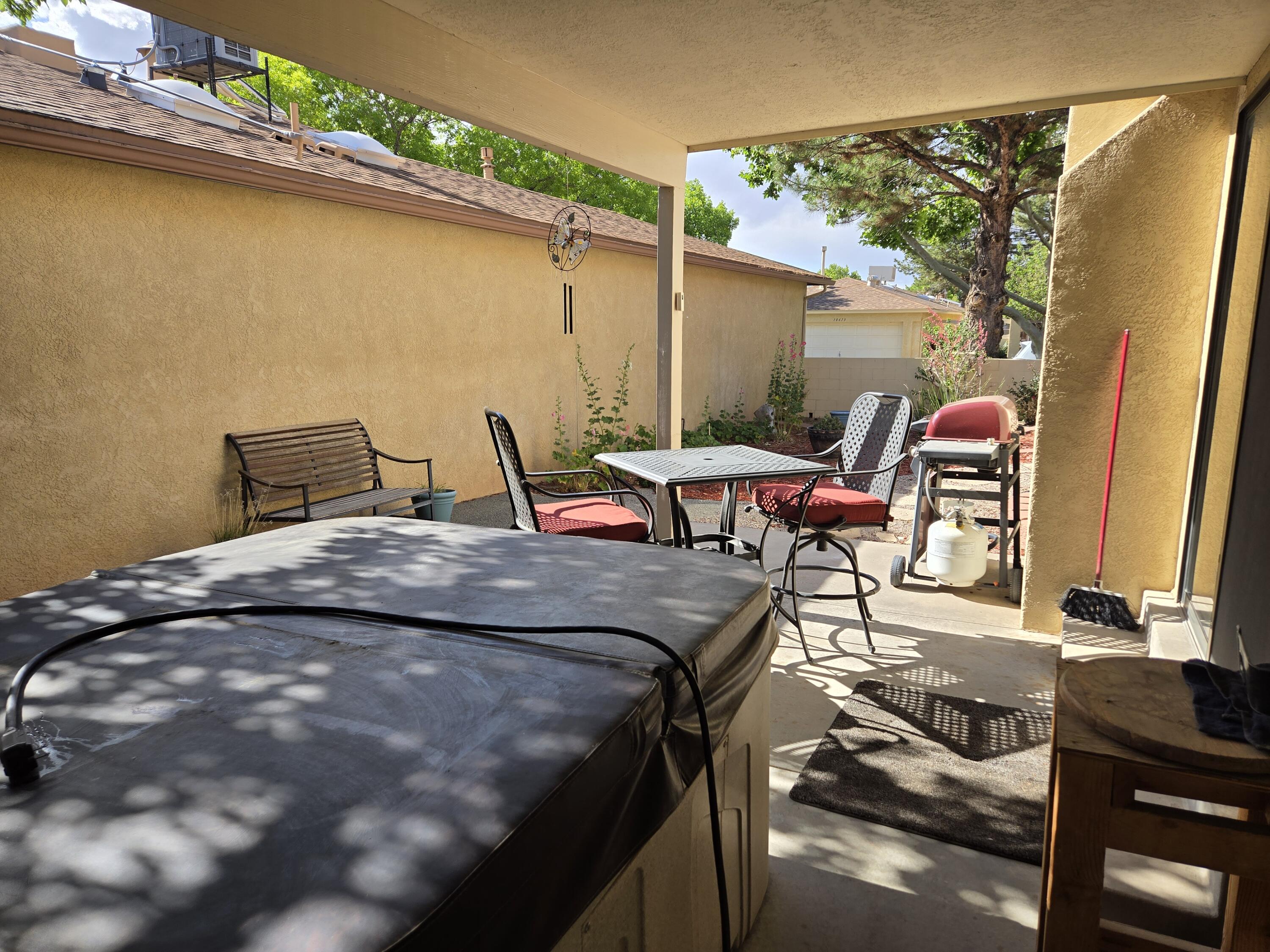 10700 Griffith Park Drive NE