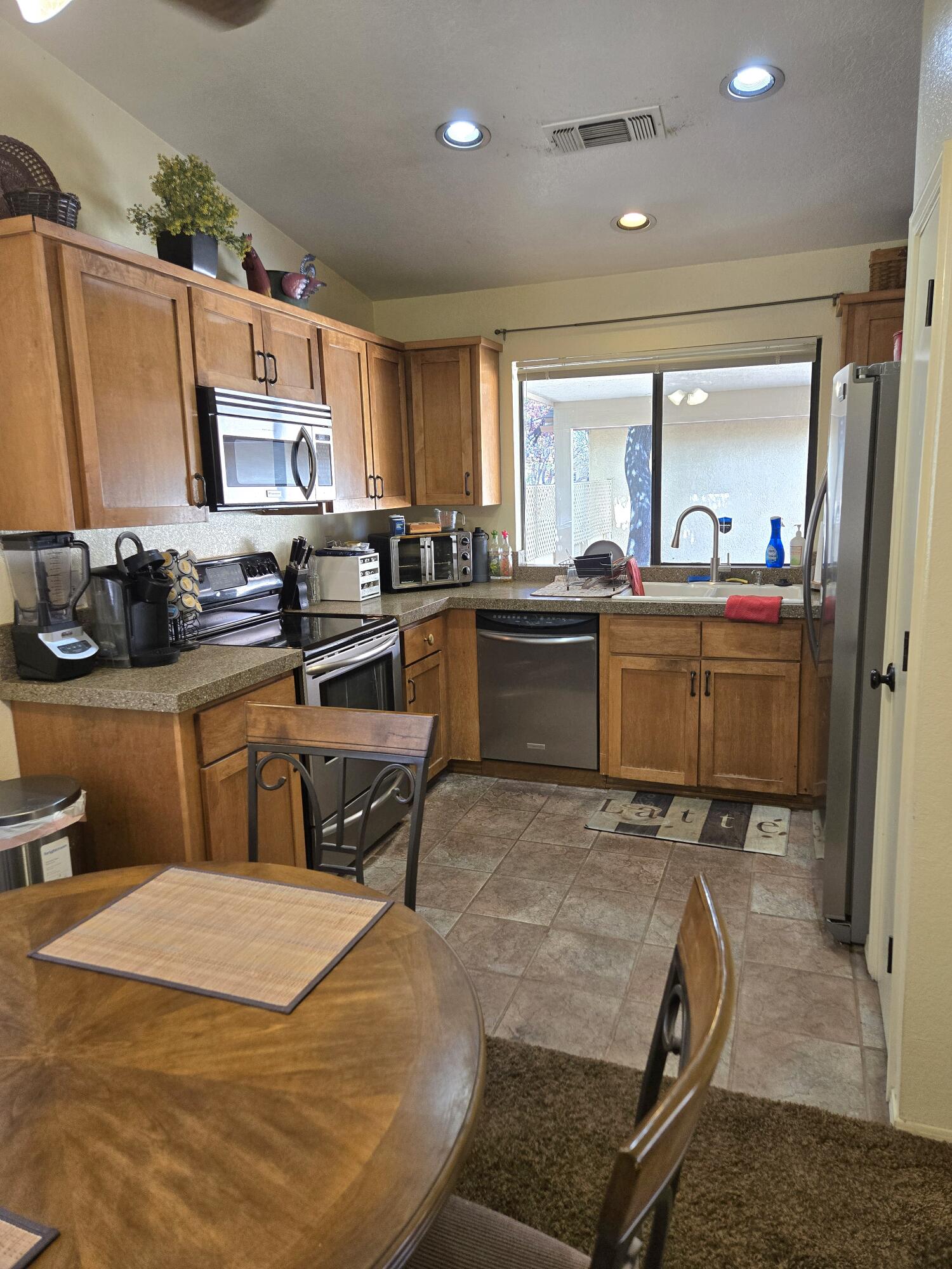 10700 Griffith Park Drive NE