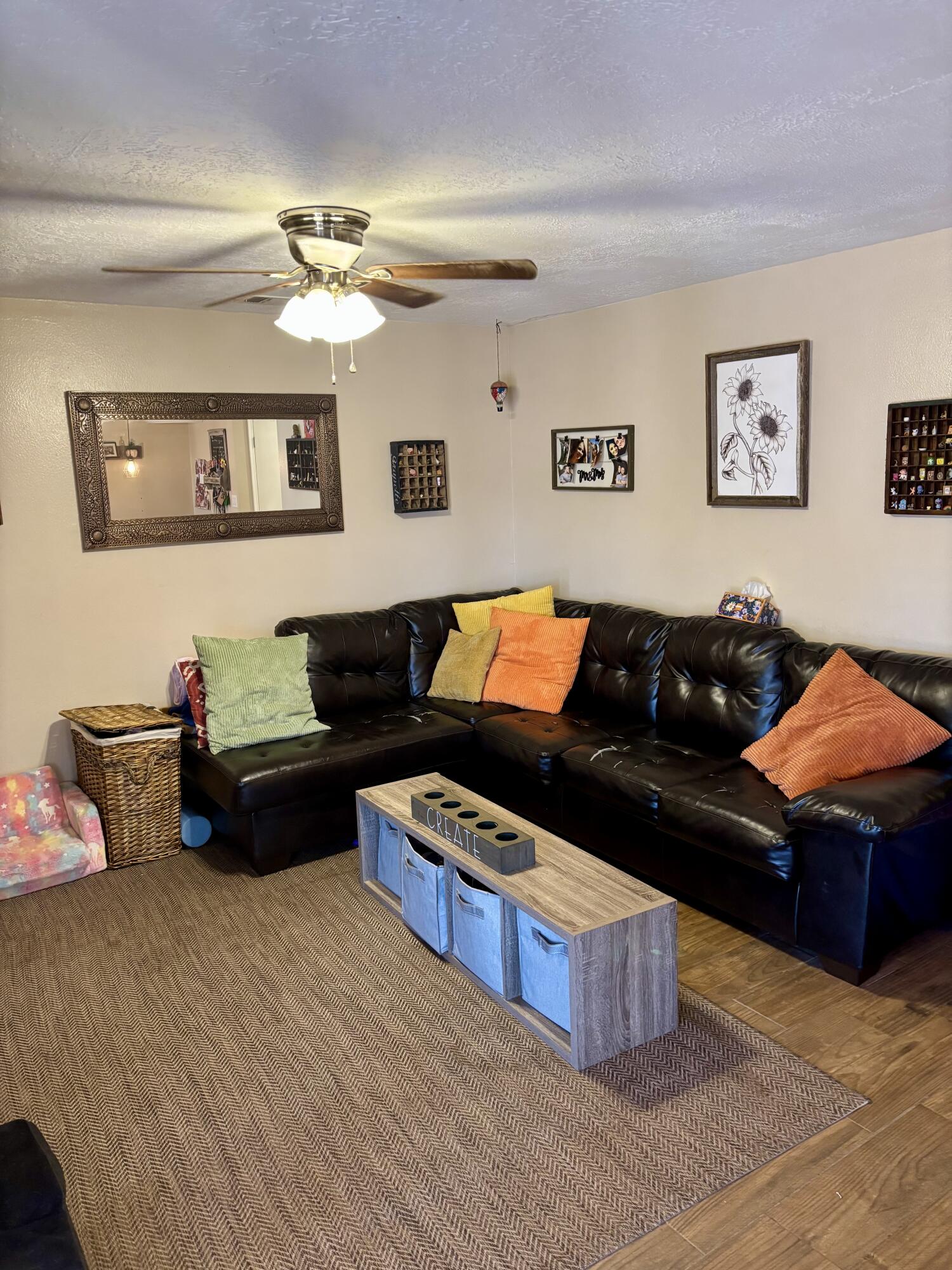 615 Stallion Road SE