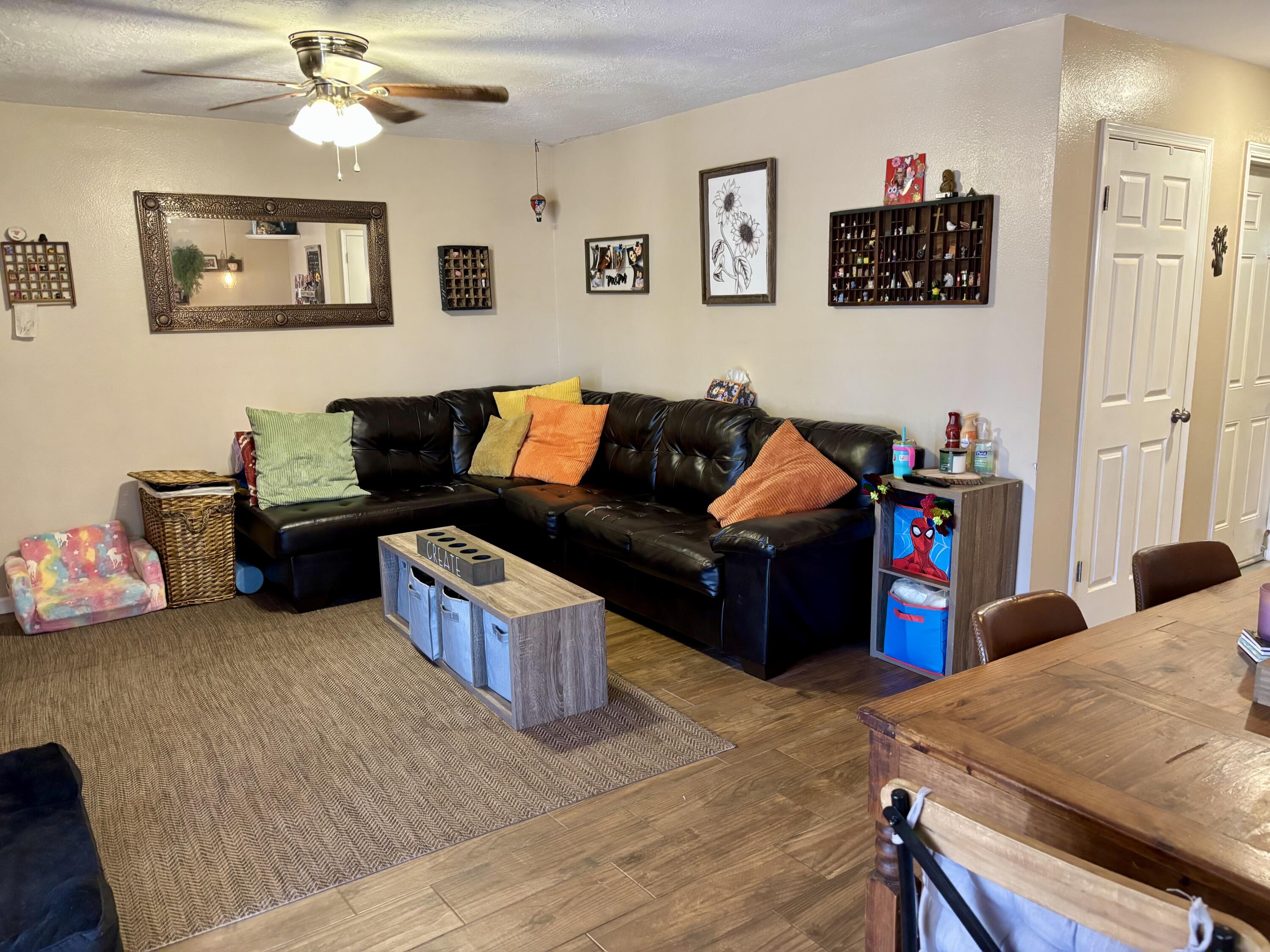 615 Stallion Road SE