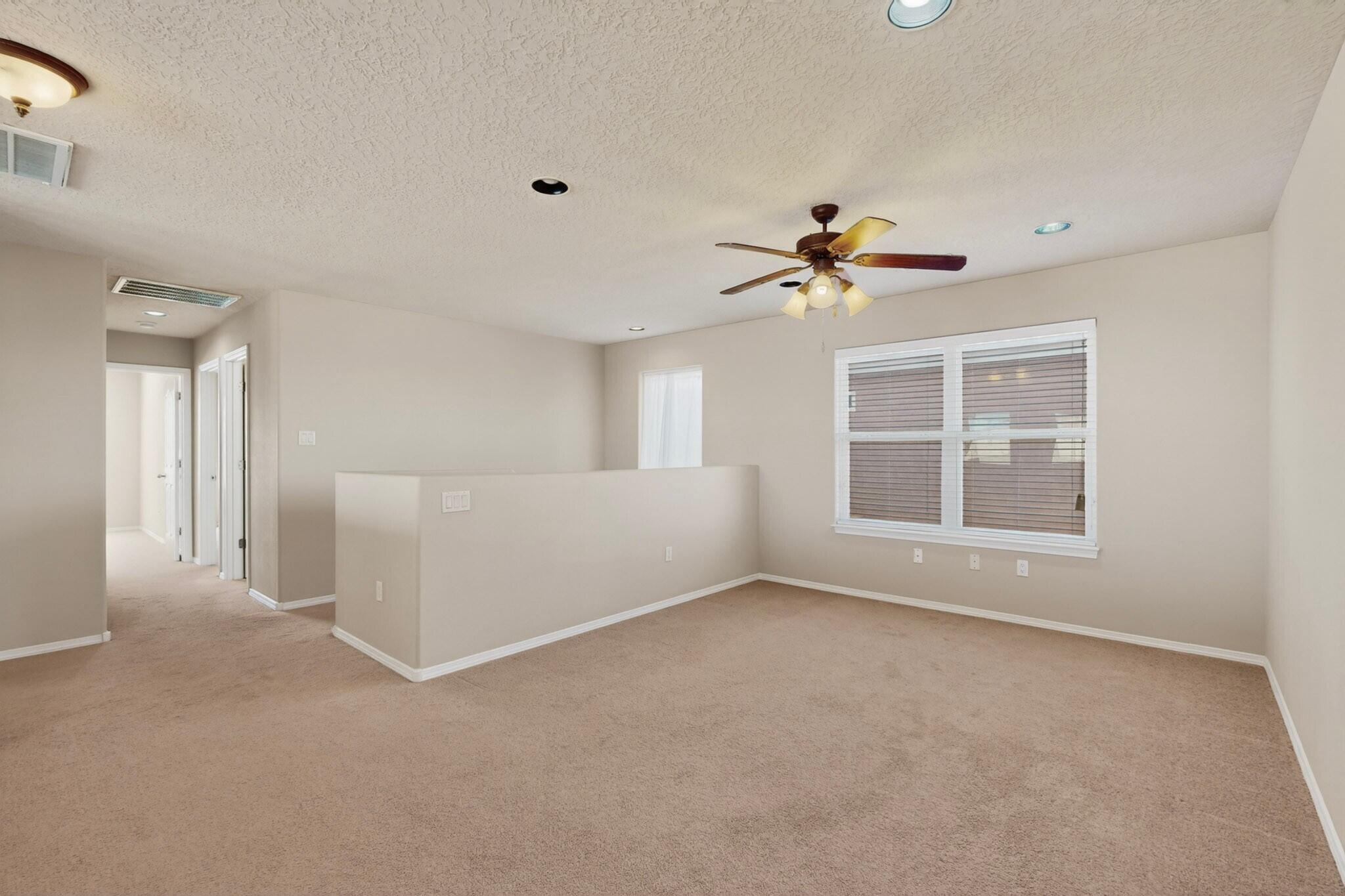 956 Molten Place NW