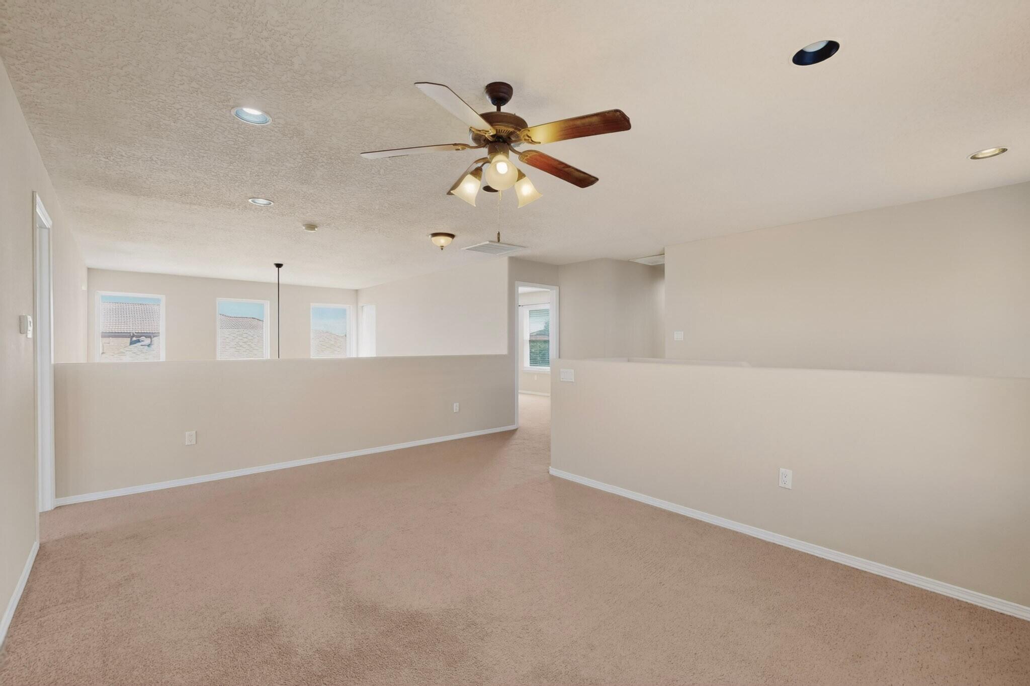 956 Molten Place NW