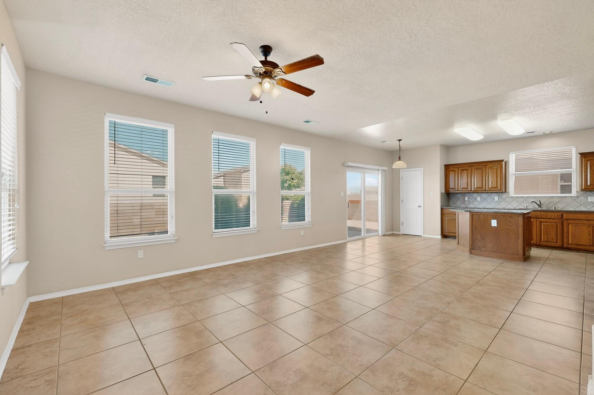 956 Molten Place NW