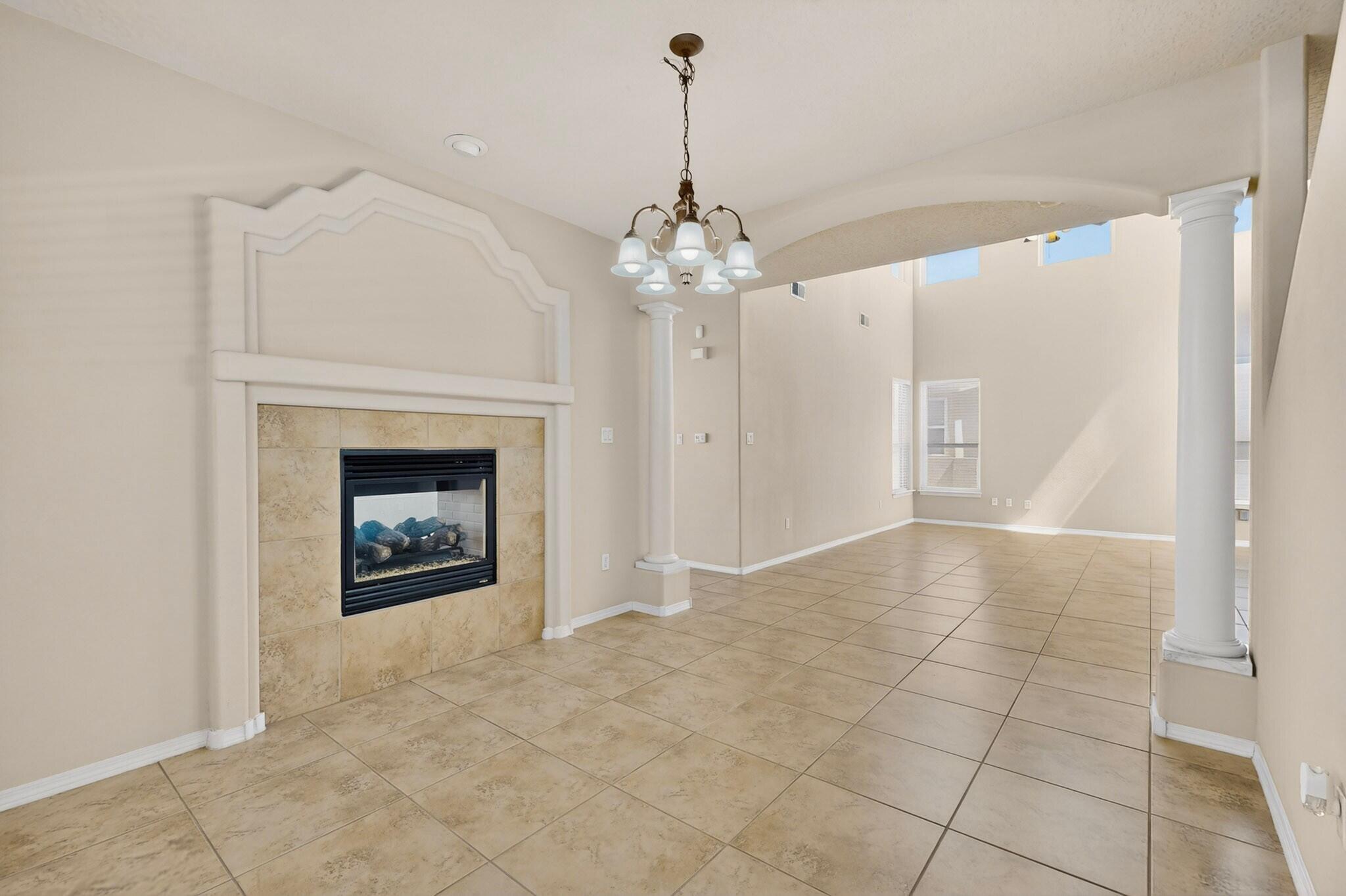 956 Molten Place NW