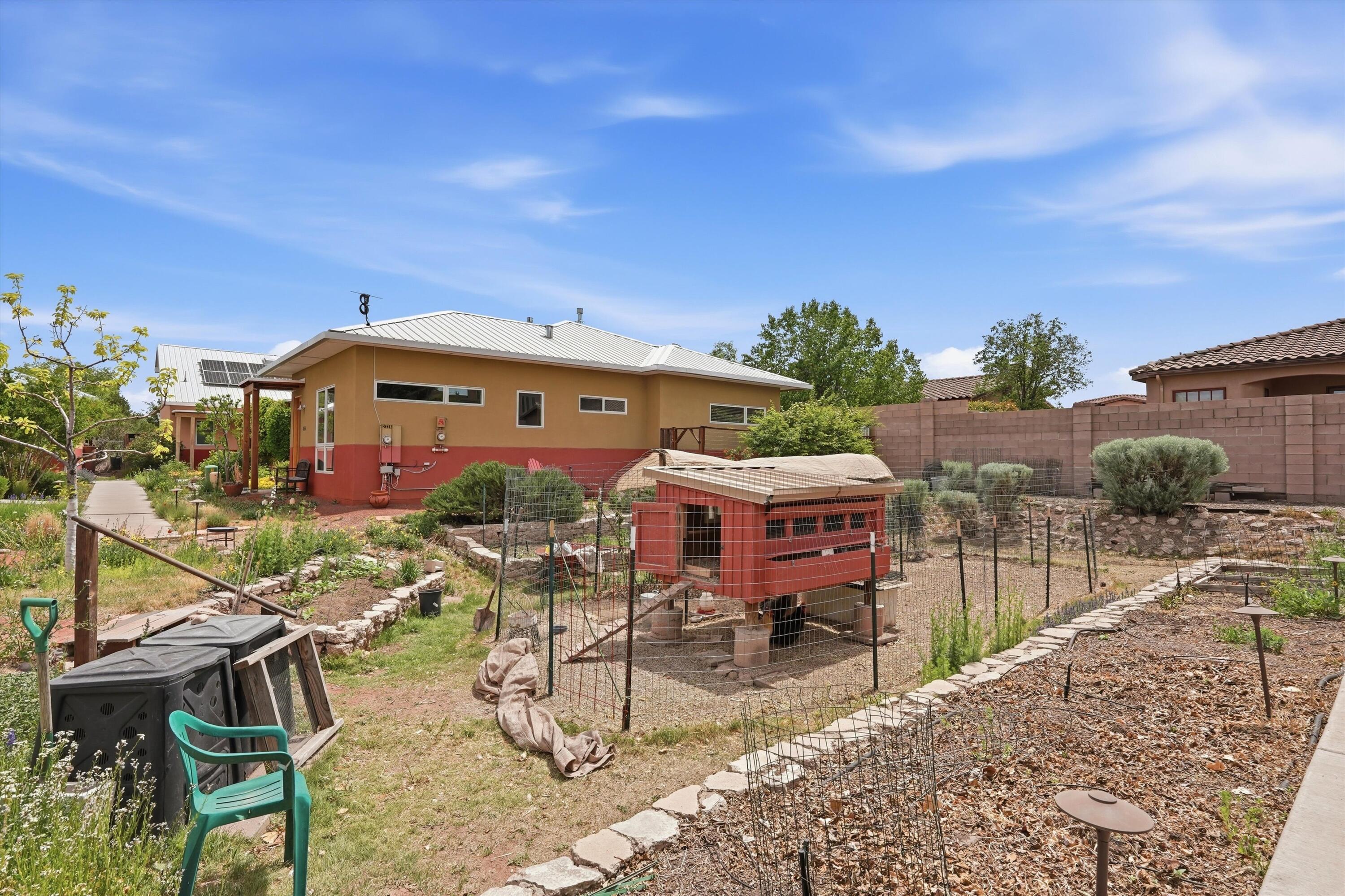 2334 Rio Grande Boulevard NW
