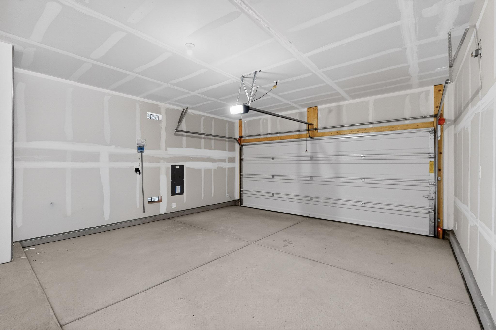 10654 Valedon Lane SW