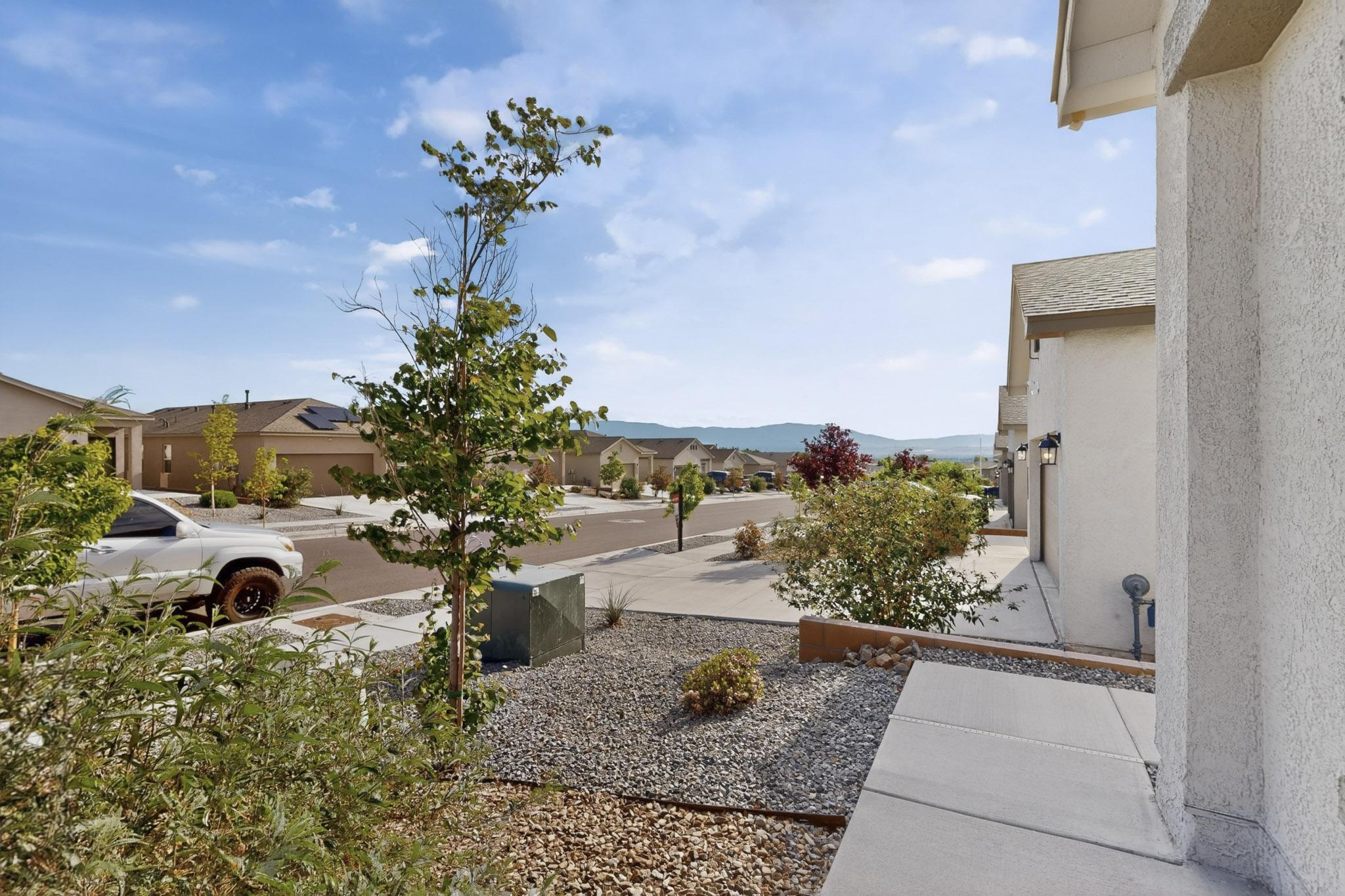 10654 Valedon Lane SW