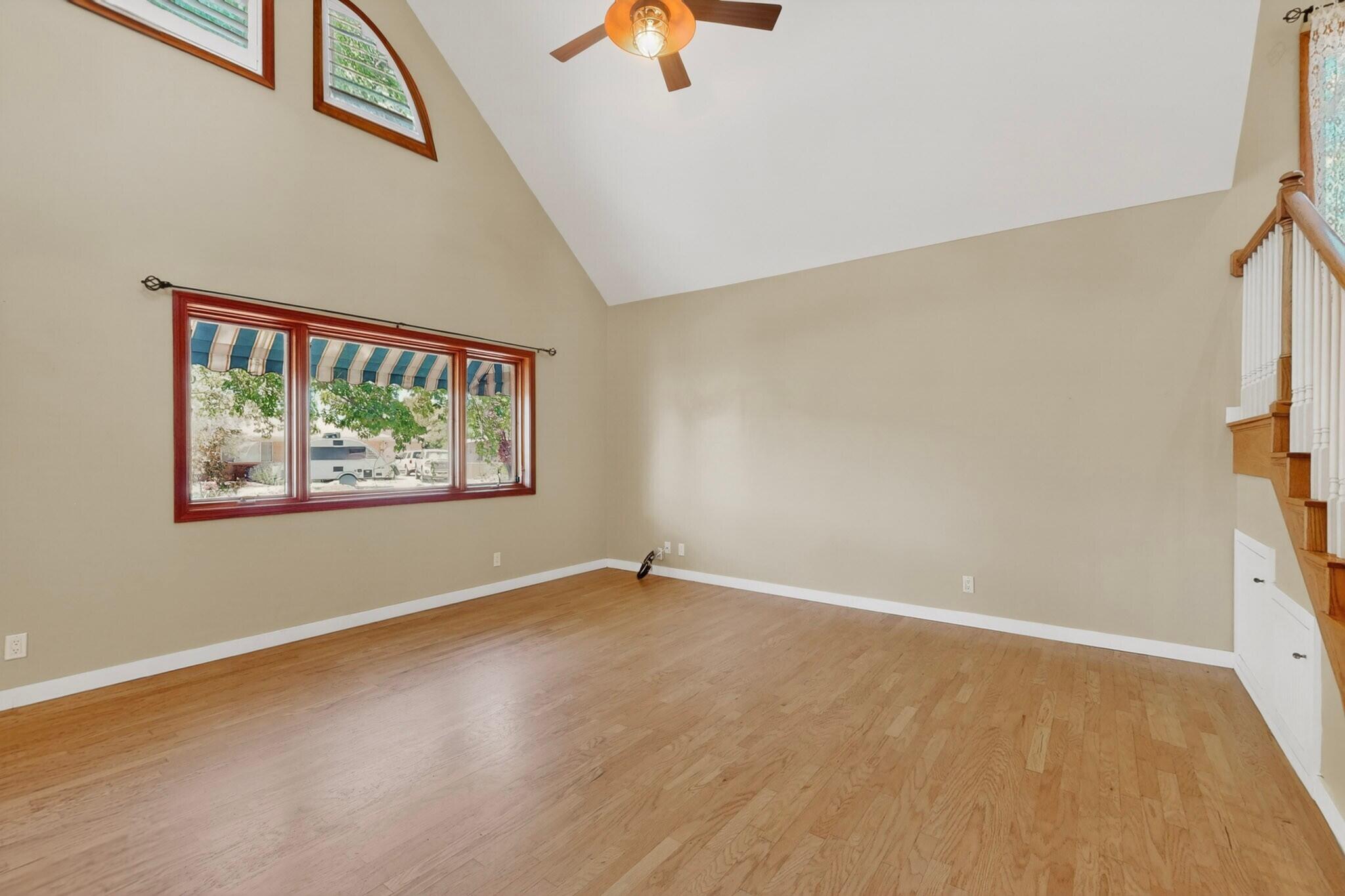 1400 Solano Drive NE