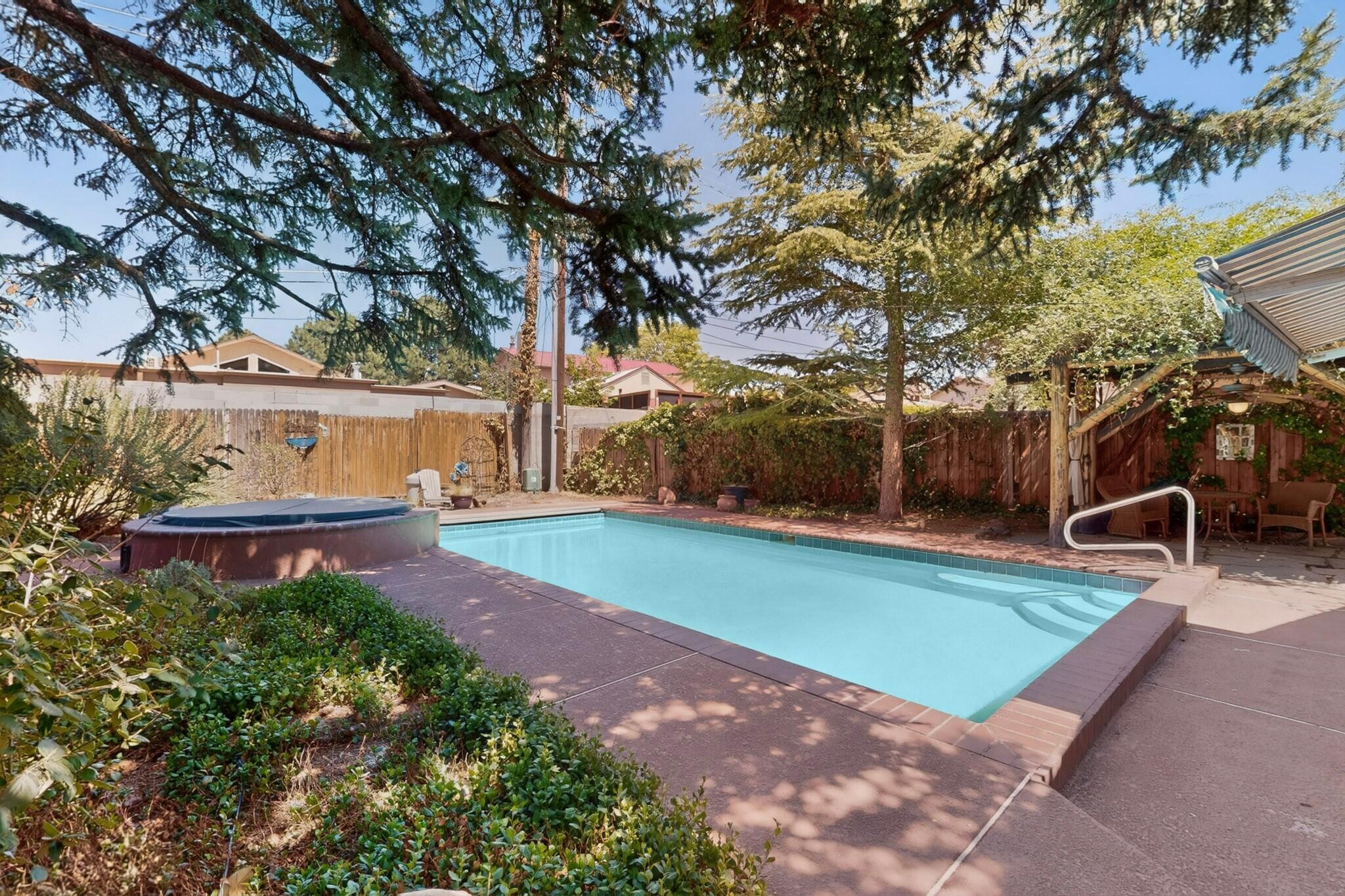 1400 Solano Drive NE