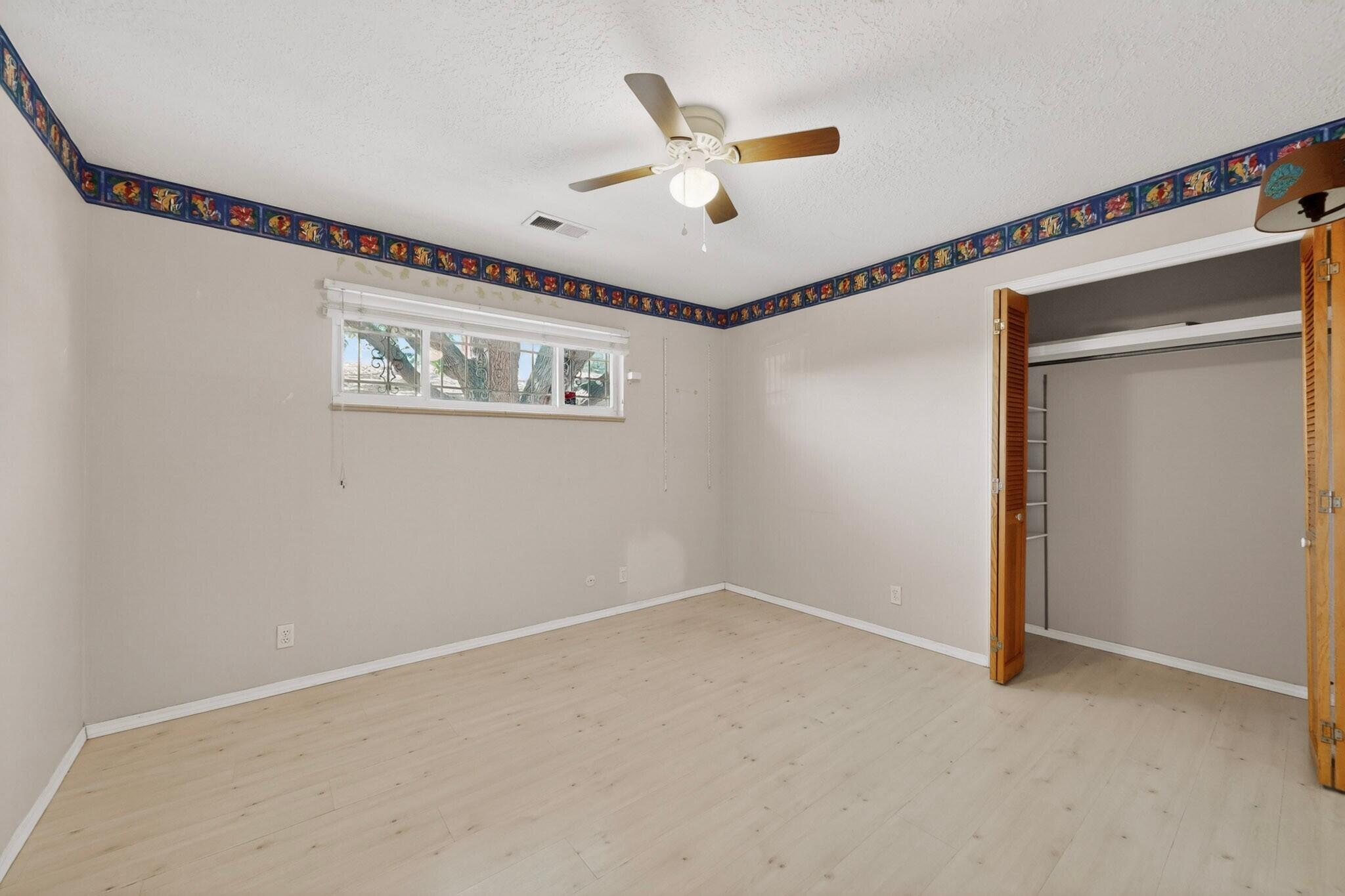 1400 Solano Drive NE