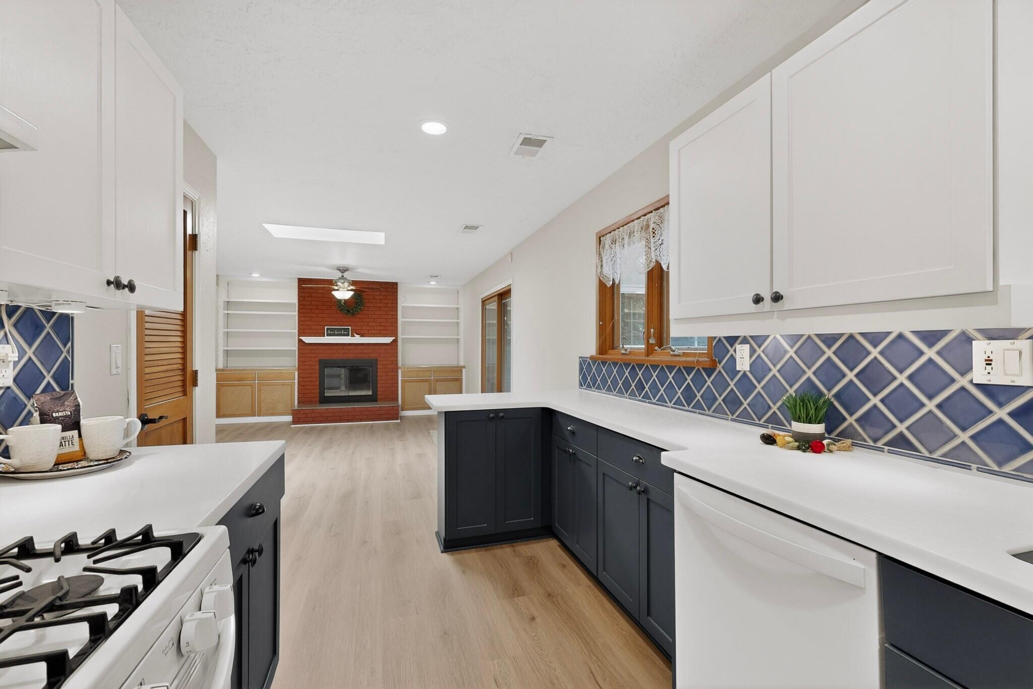 1400 Solano Drive NE