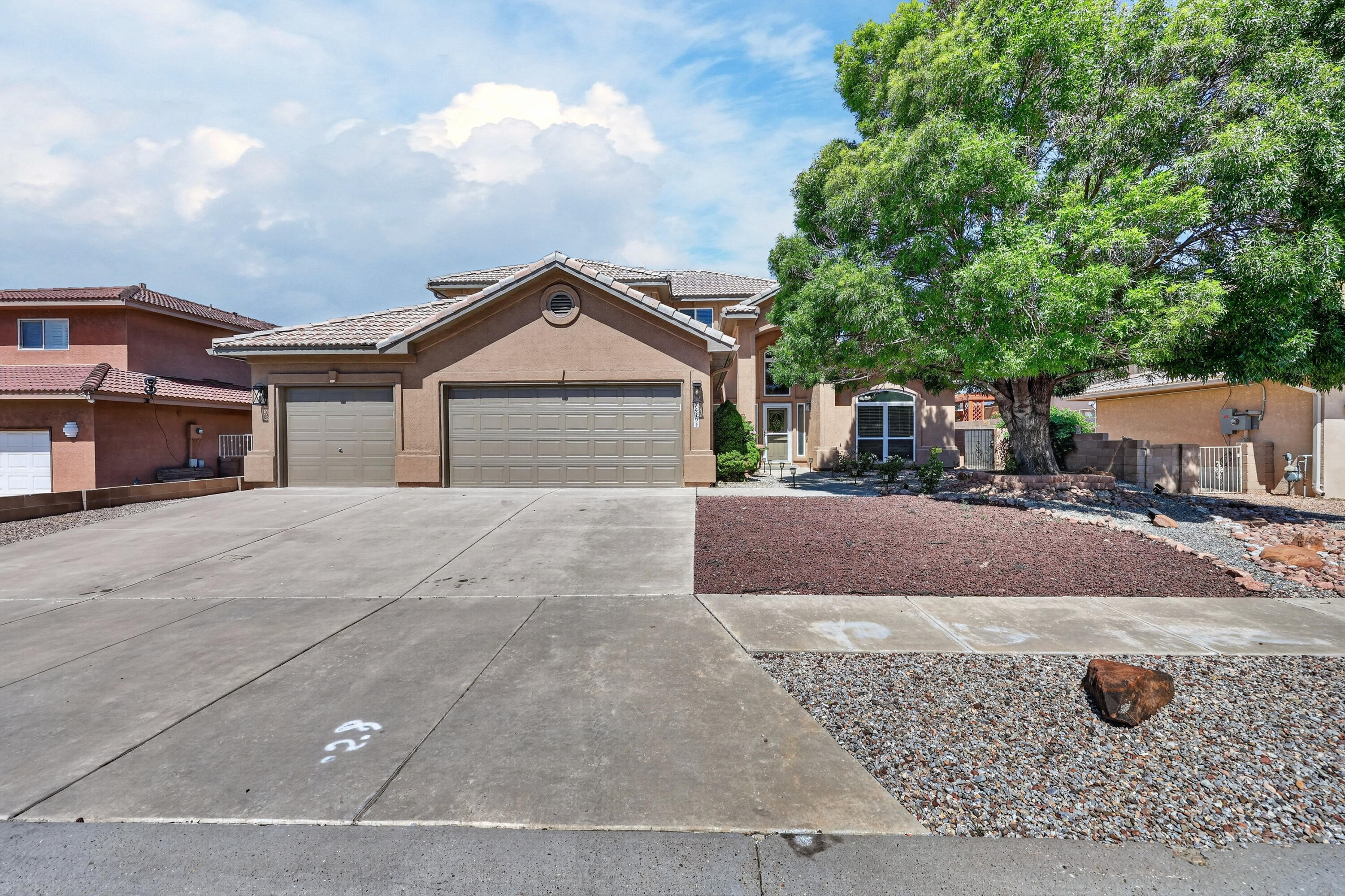 7419 Wadi Musa Drive NE