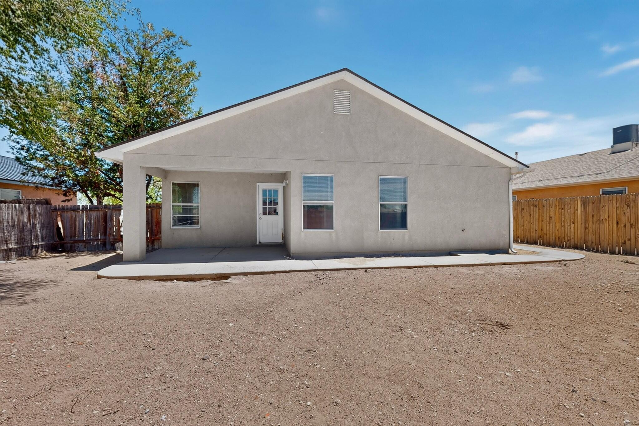 141 18th Street SW