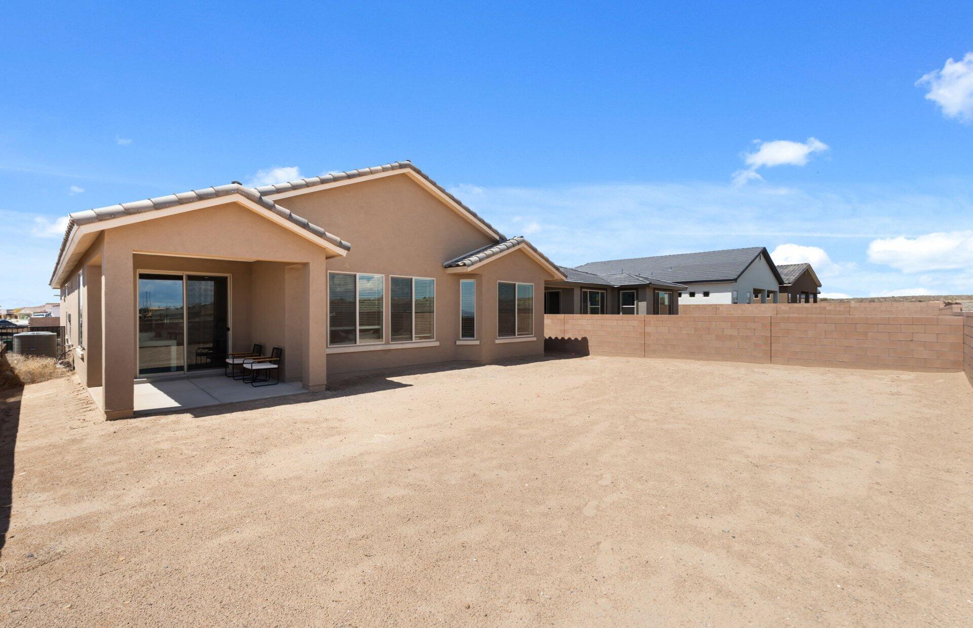 644 Amatista Loop SE