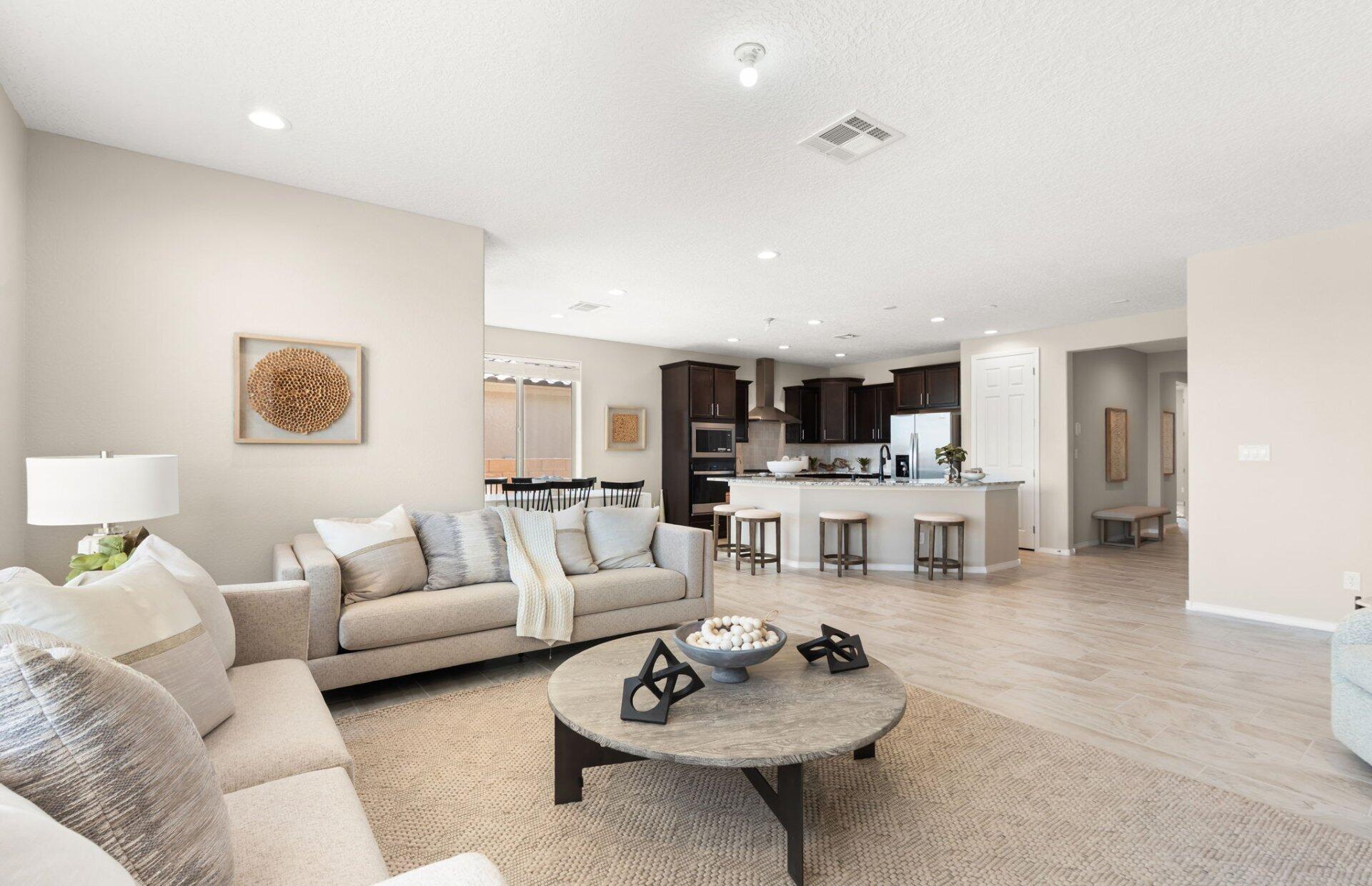 644 Amatista Loop SE