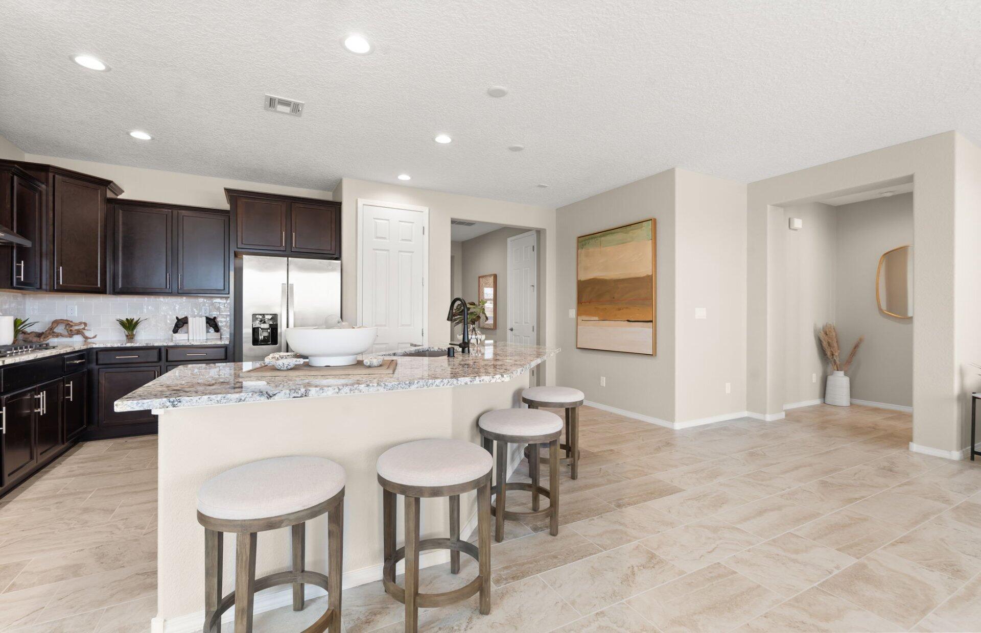 644 Amatista Loop SE