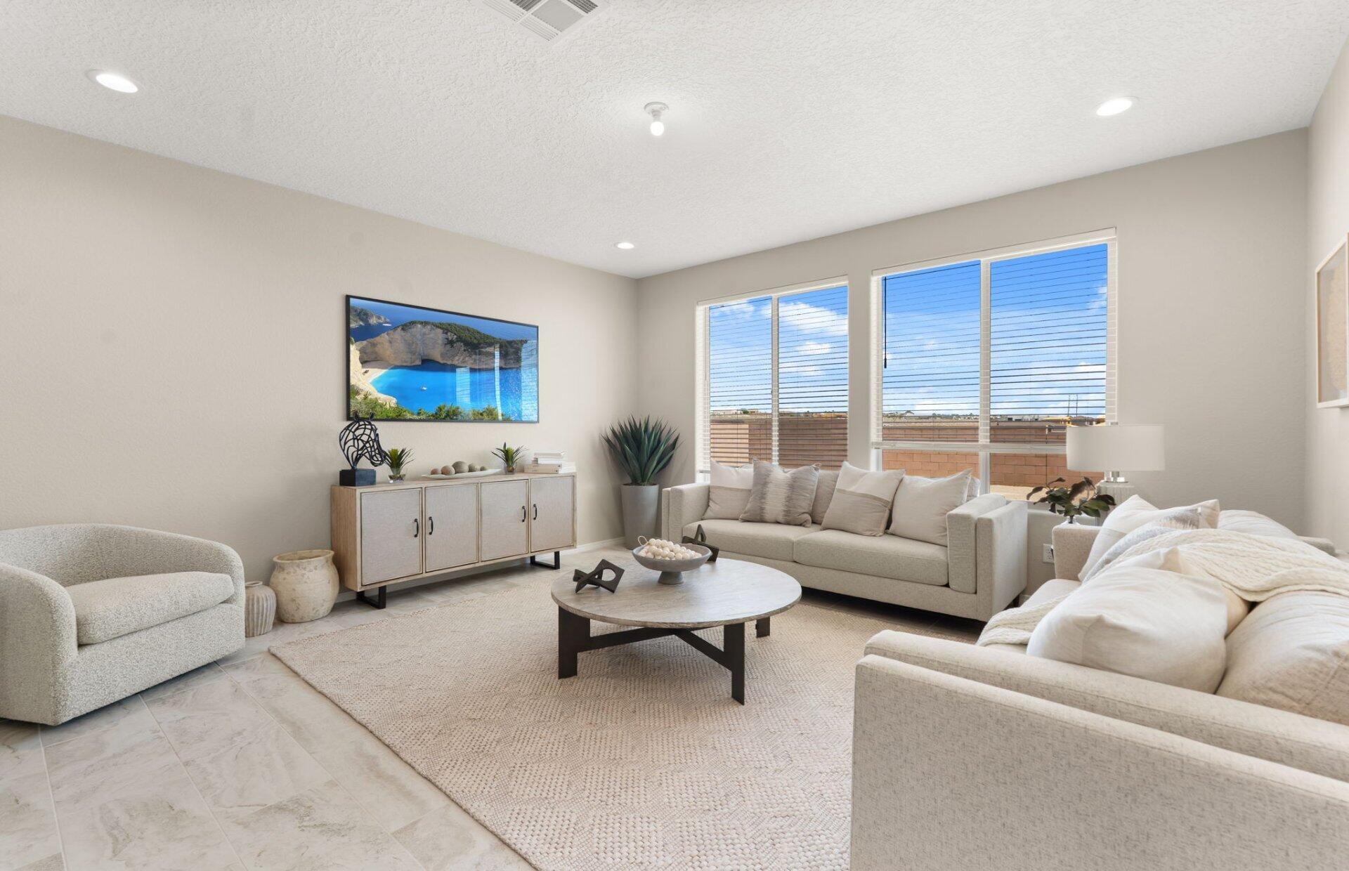 644 Amatista Loop SE
