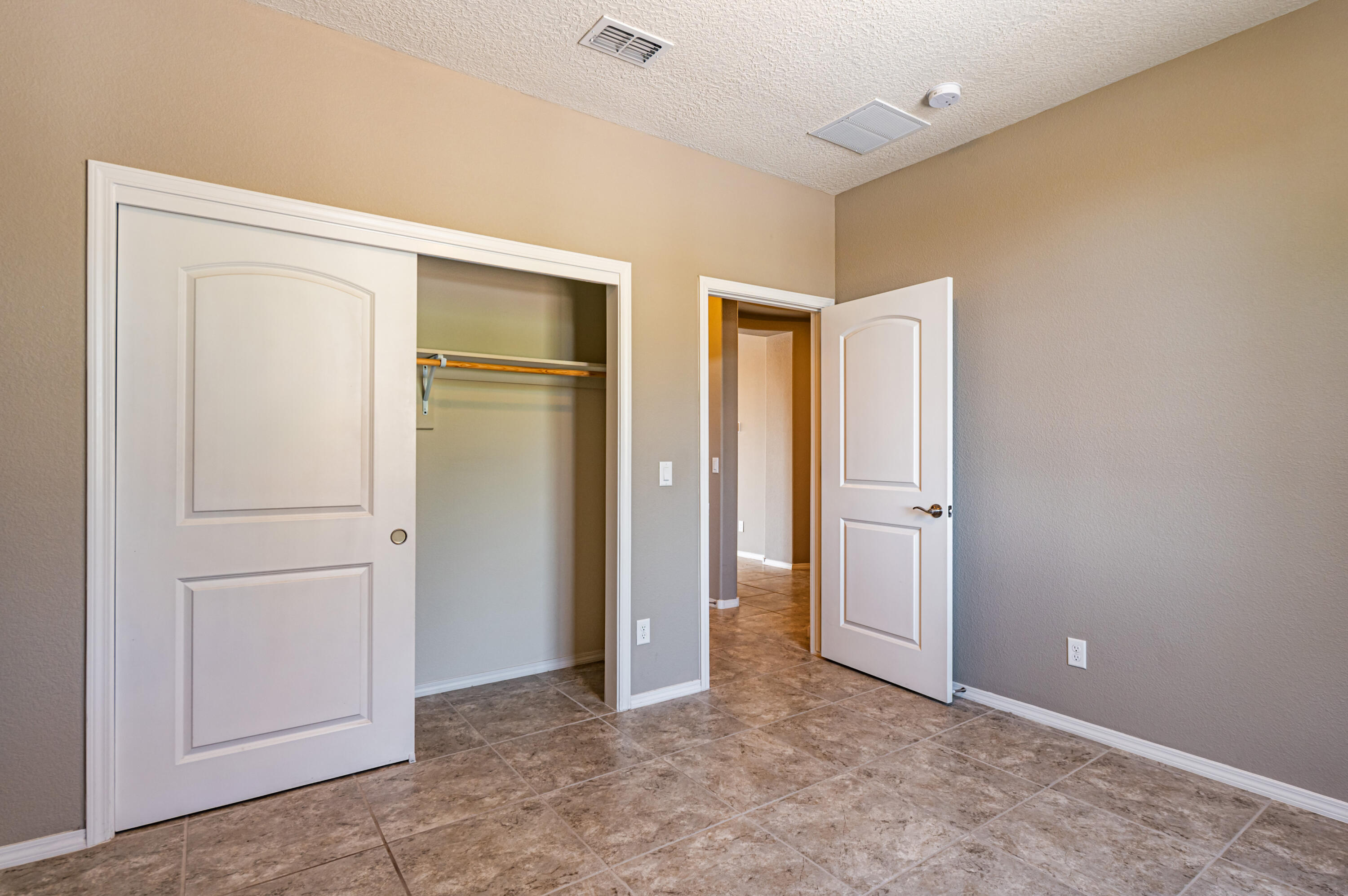 2301 Granite Mountain Loop NW