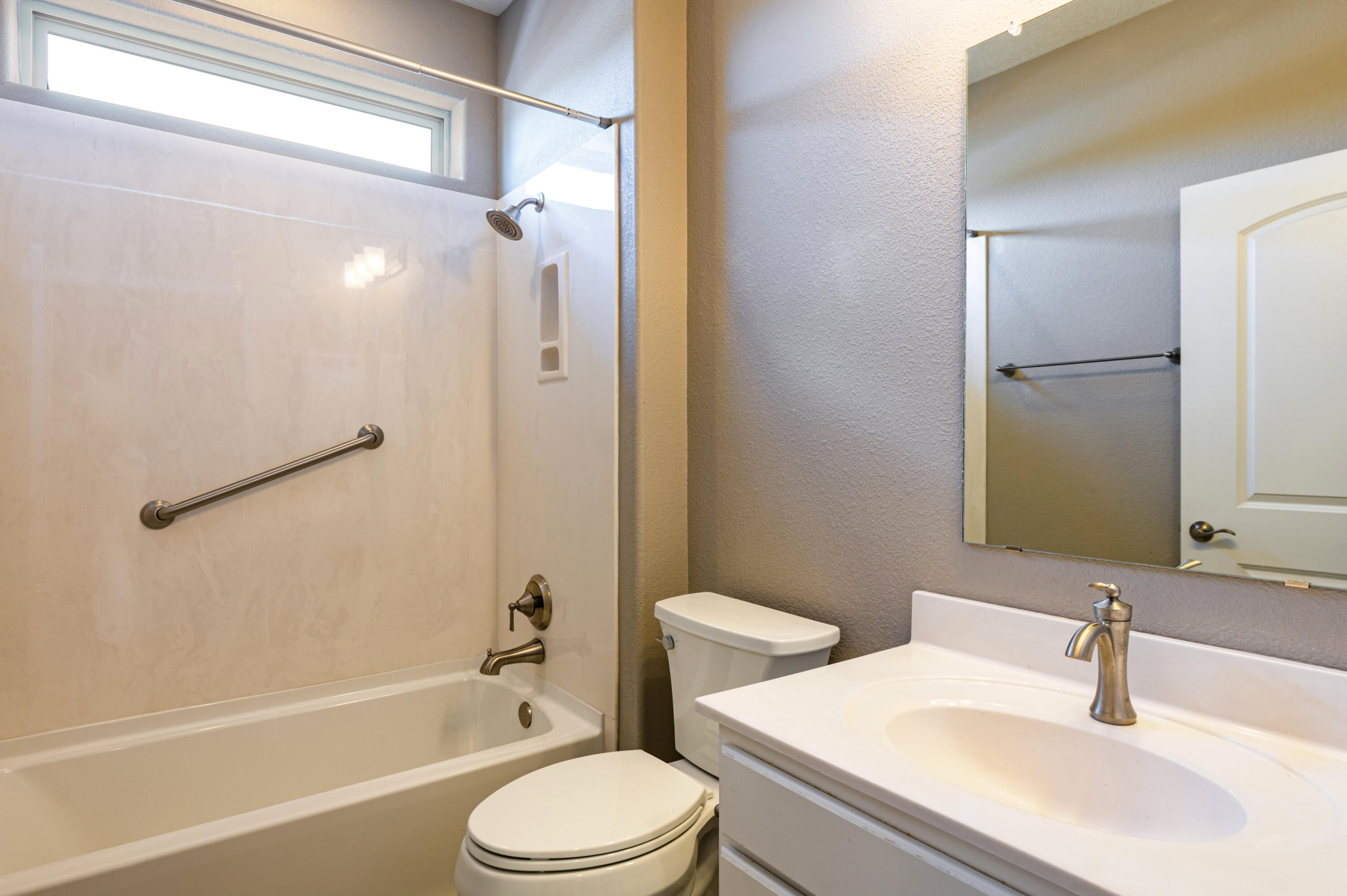 2301 Granite Mountain Loop NW