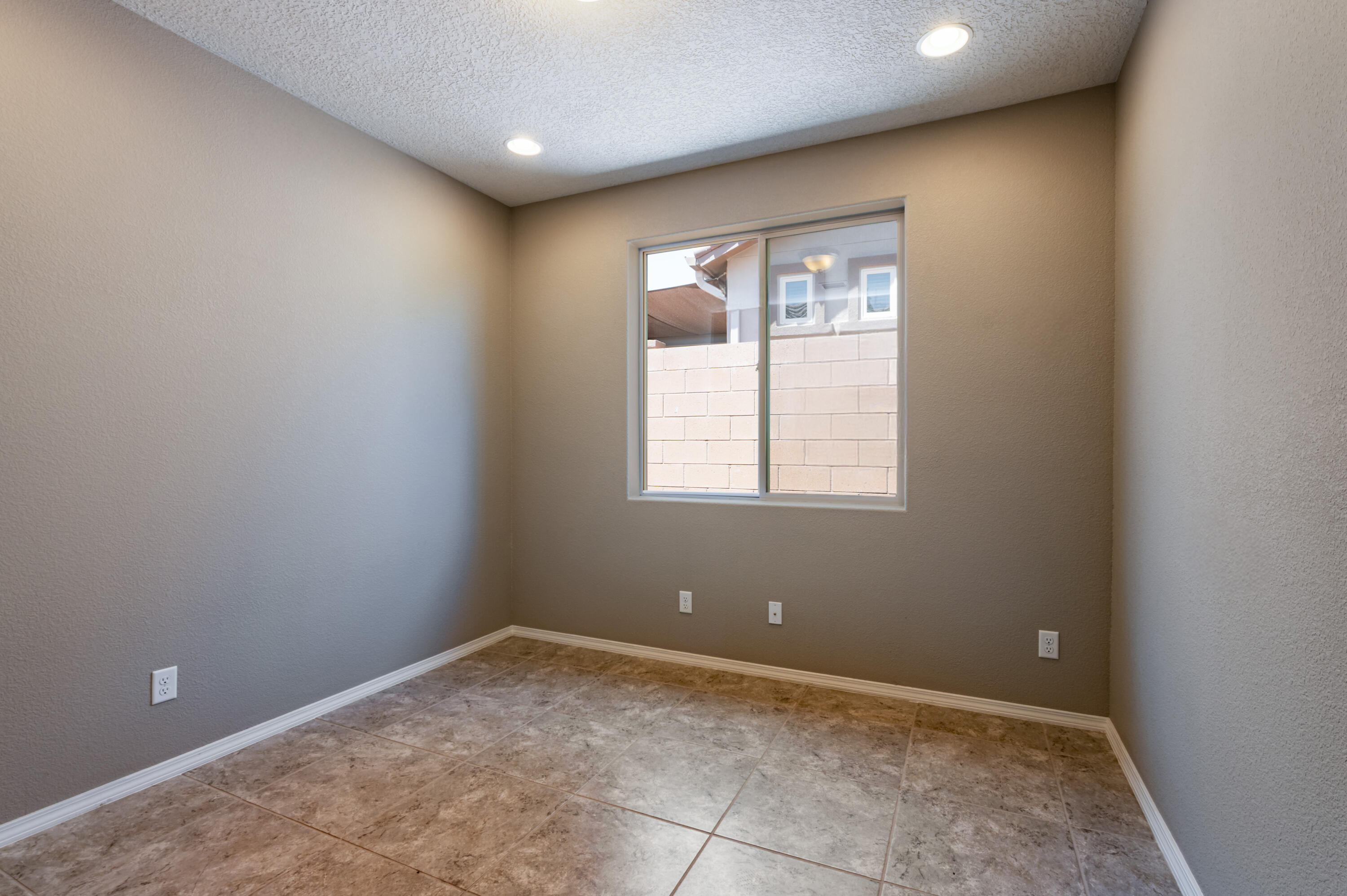 2301 Granite Mountain Loop NW
