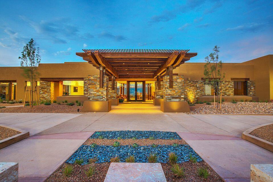 2301 Granite Mountain Loop NW