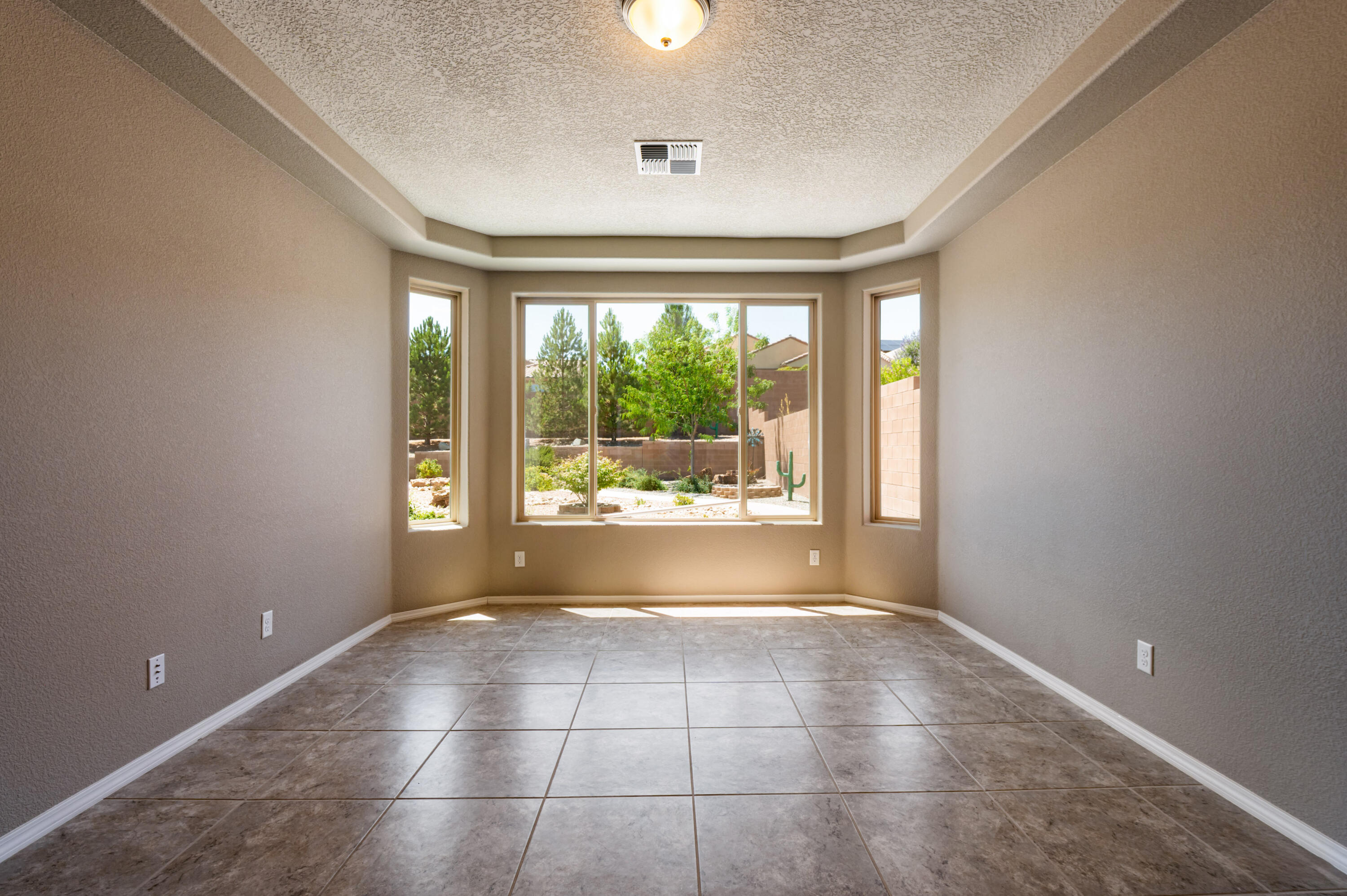 2301 Granite Mountain Loop NW