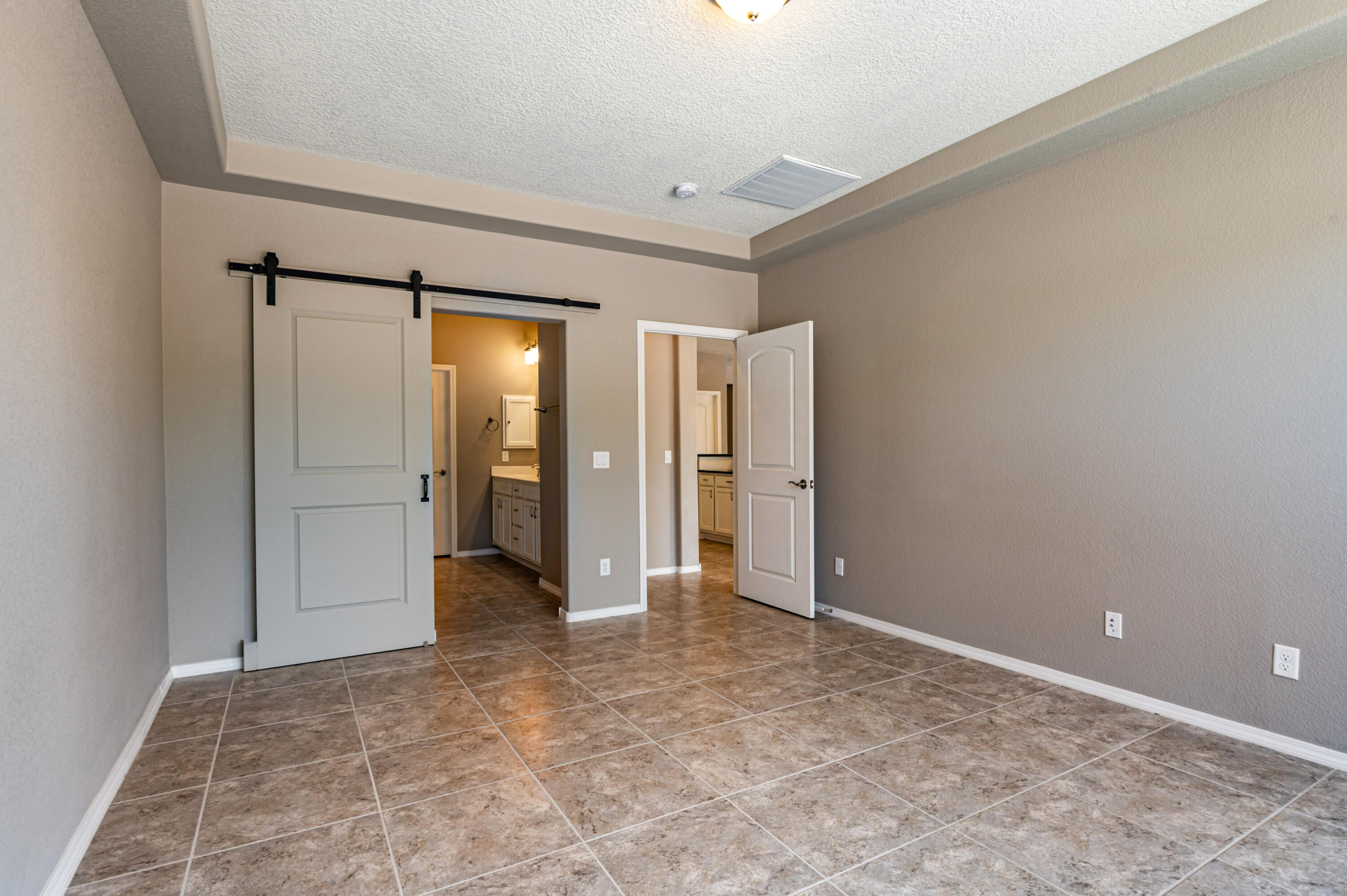 2301 Granite Mountain Loop NW