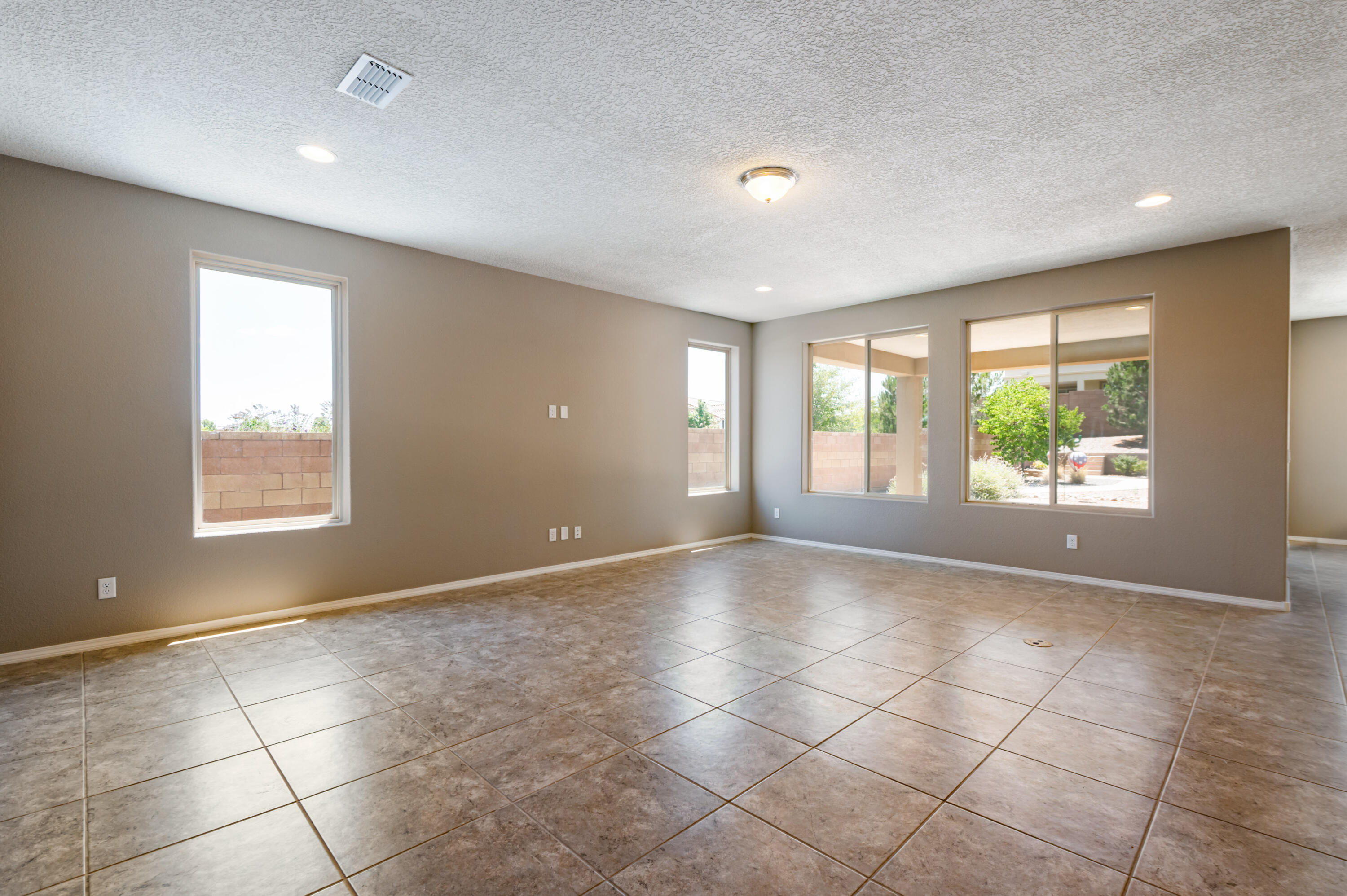 2301 Granite Mountain Loop NW