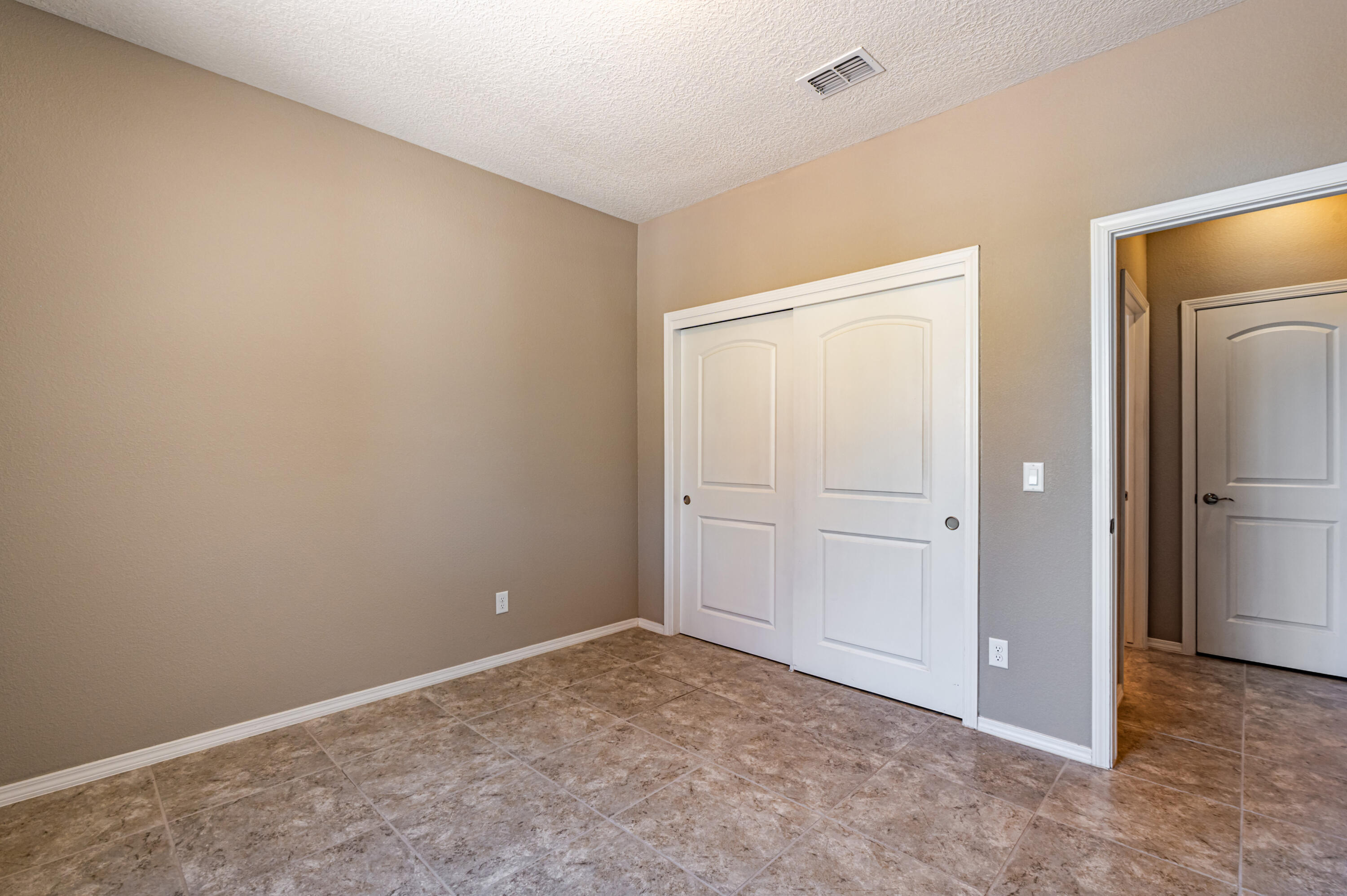 2301 Granite Mountain Loop NW