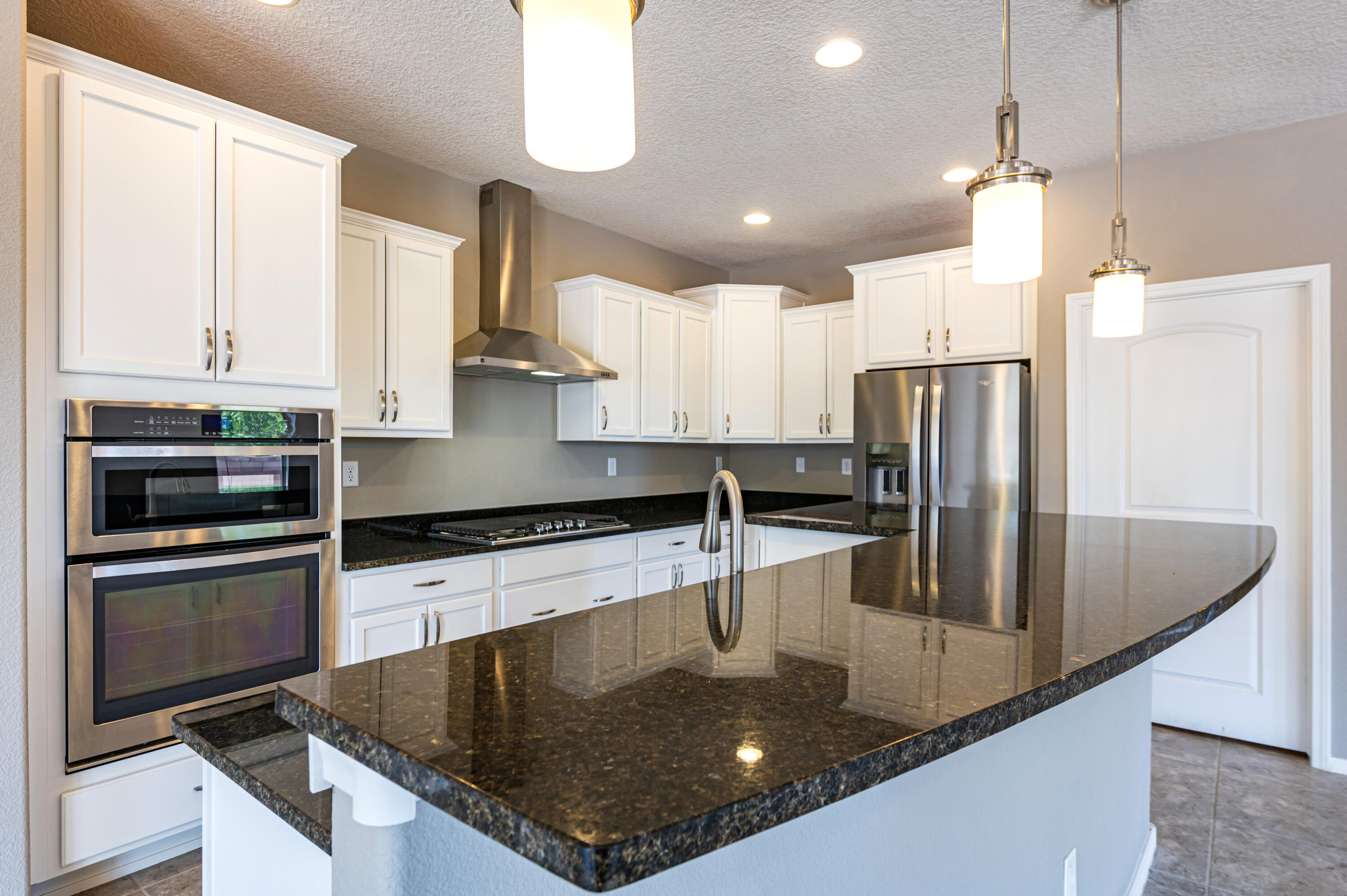 2301 Granite Mountain Loop NW