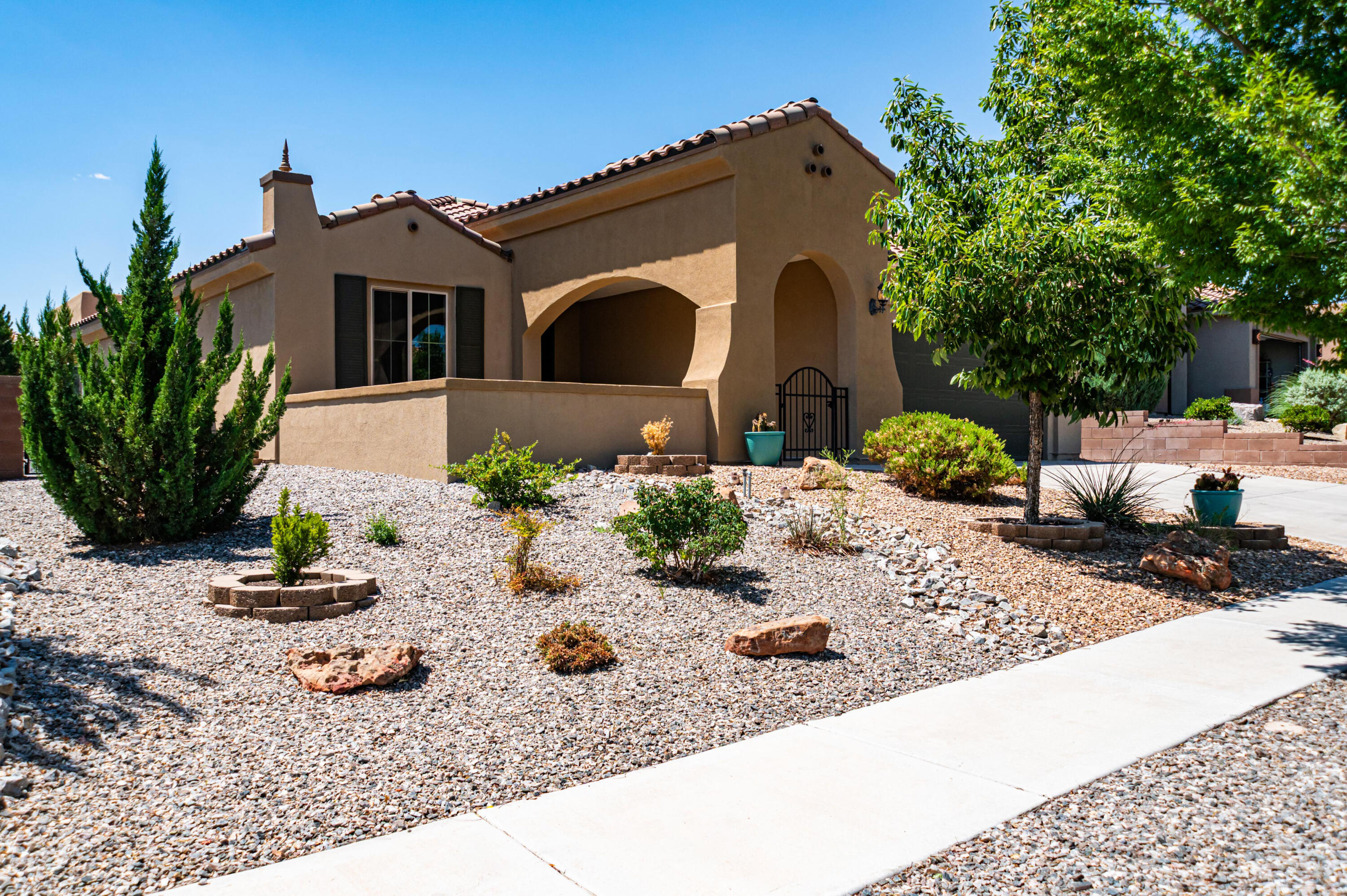 2301 Granite Mountain Loop NW