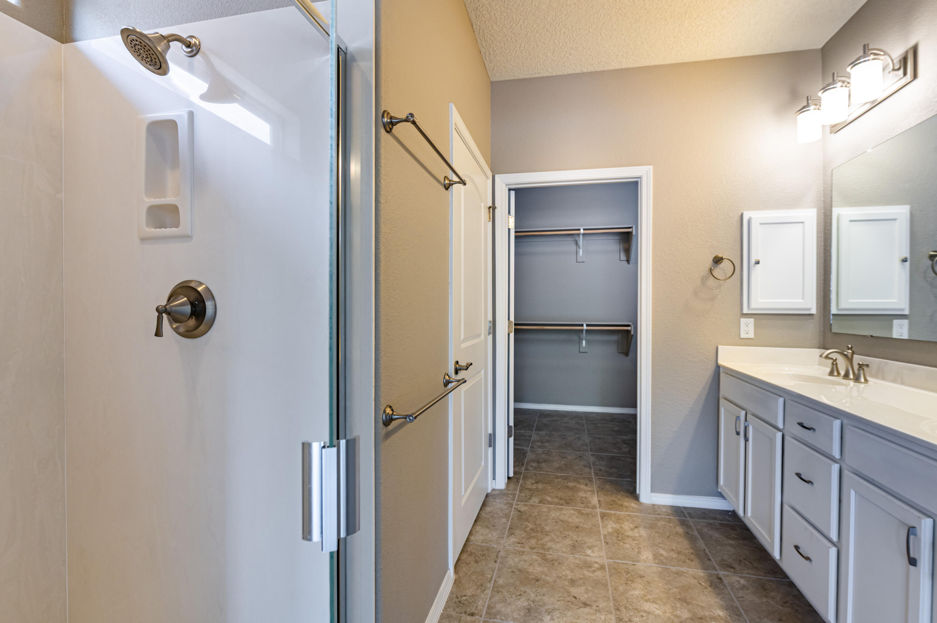2301 Granite Mountain Loop NW