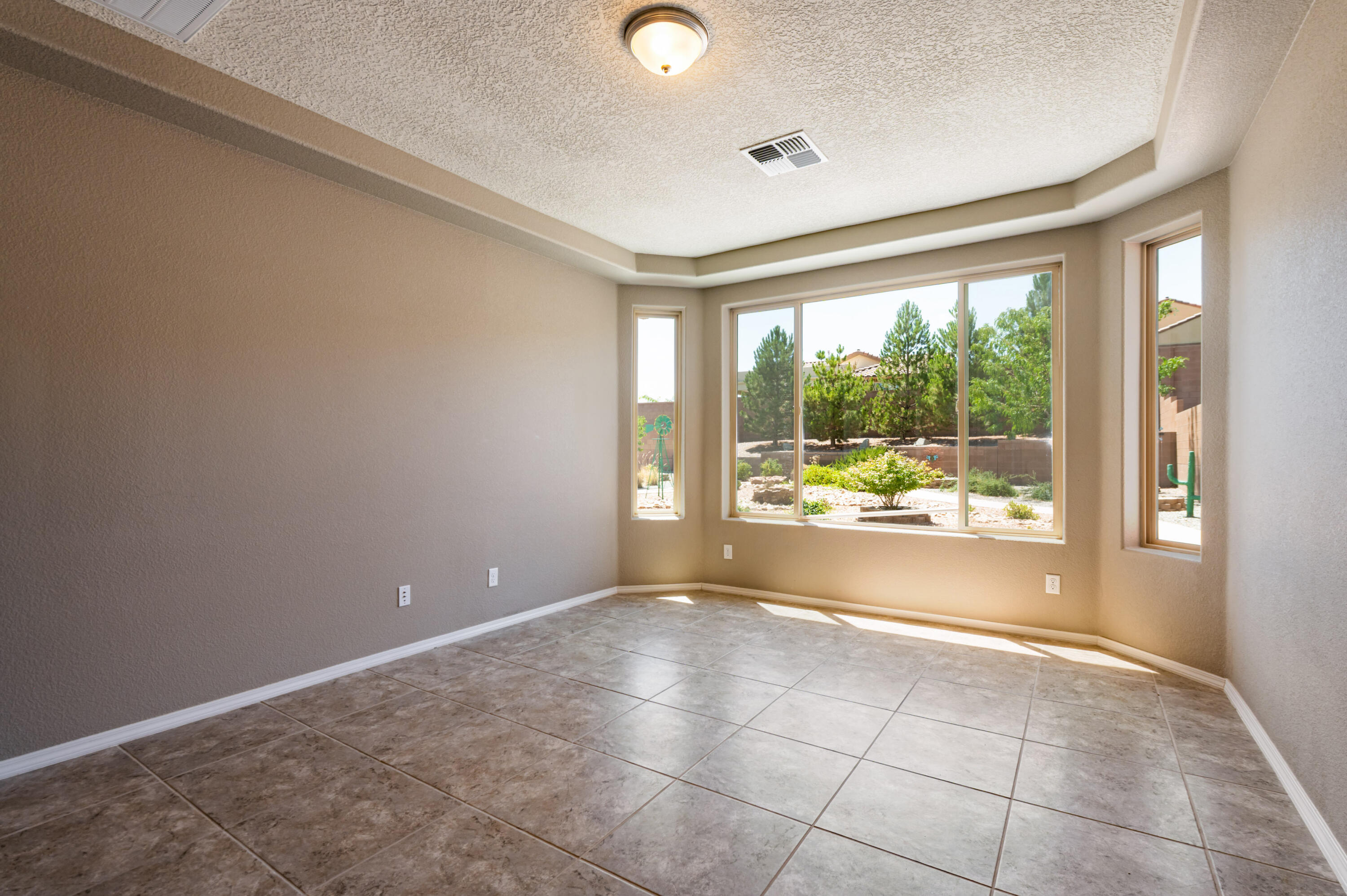 2301 Granite Mountain Loop NW