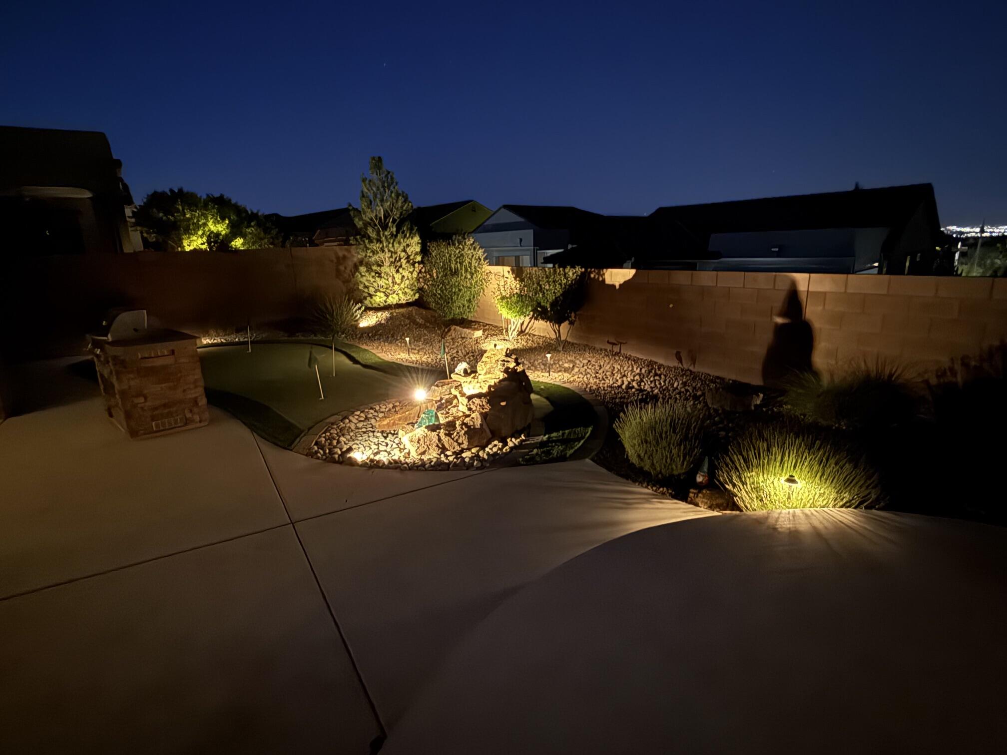 2300 Chuckwalla Spring Trail NW
