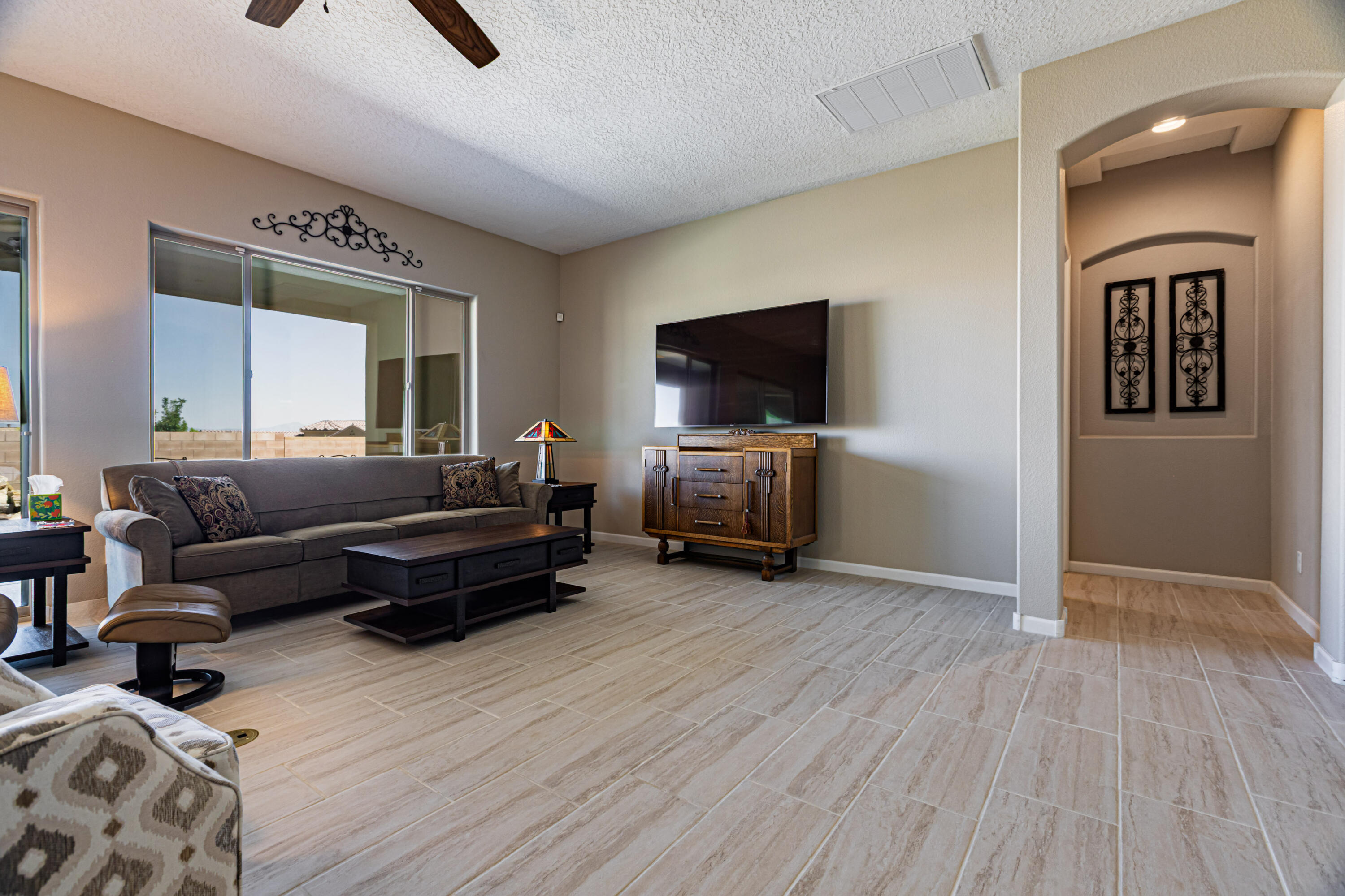 2300 Chuckwalla Spring Trail NW