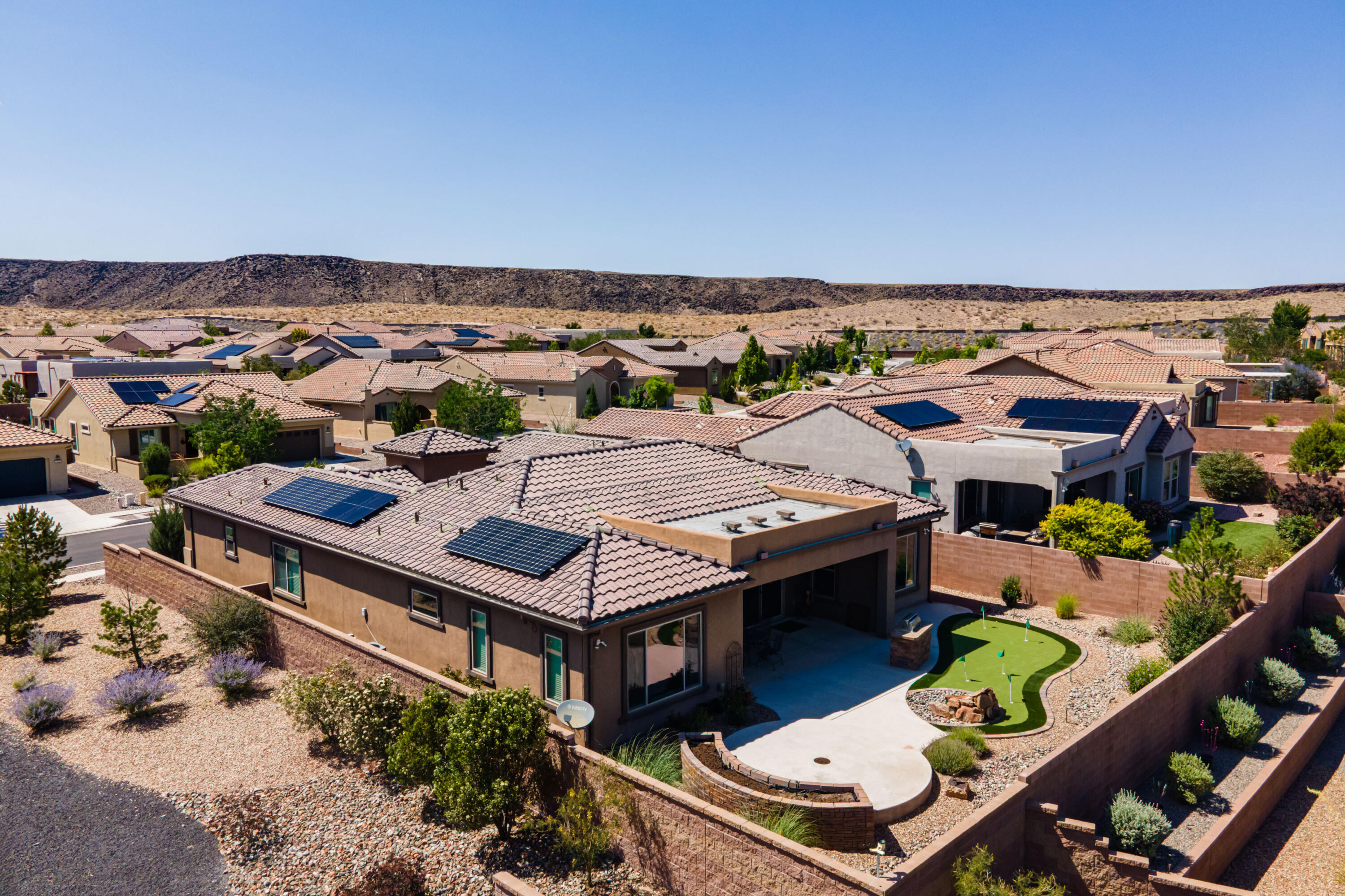 2300 Chuckwalla Spring Trail NW
