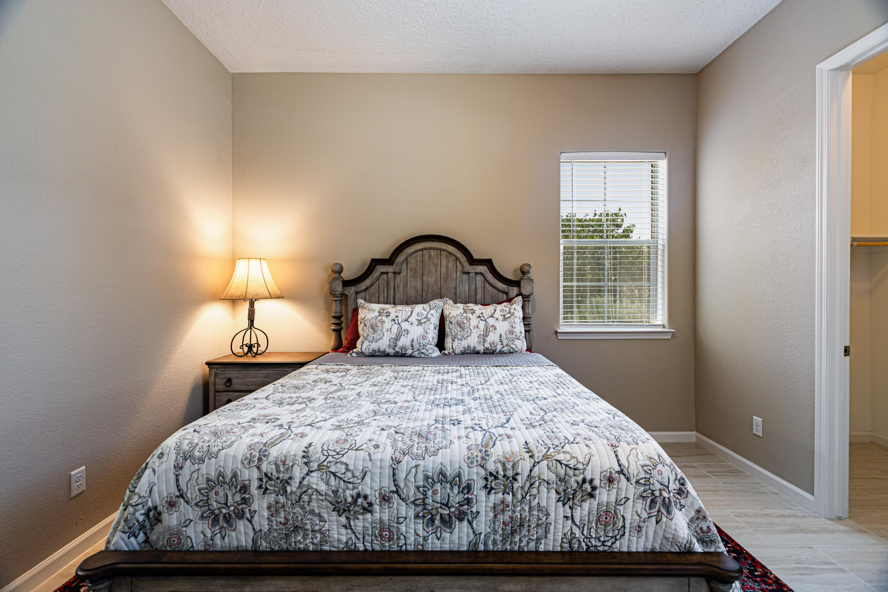 2300 Chuckwalla Spring Trail NW